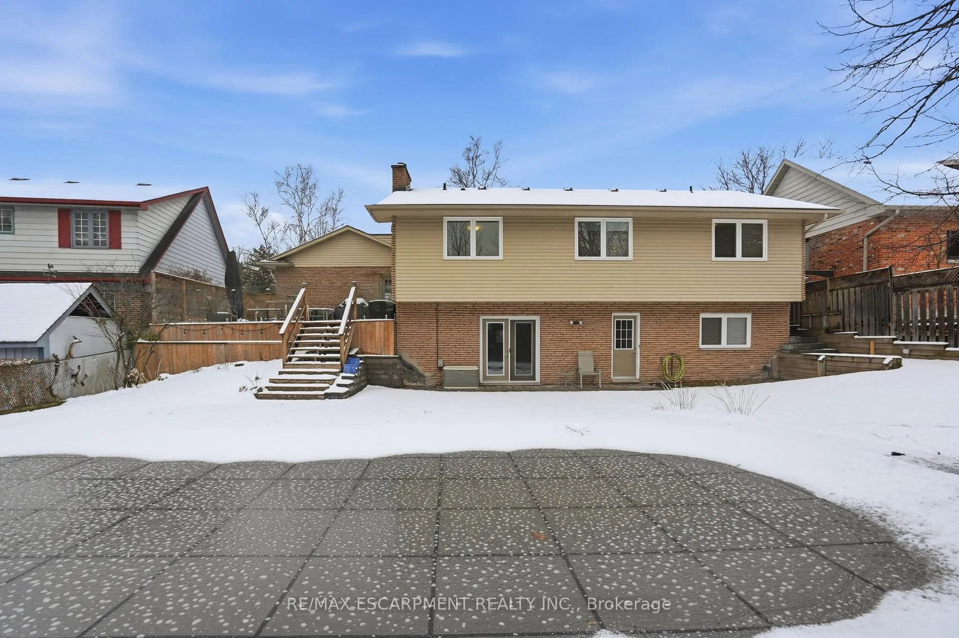 Photo 48 of 1995 Kerns Road, Burlington, Tyandaga — HOMEH