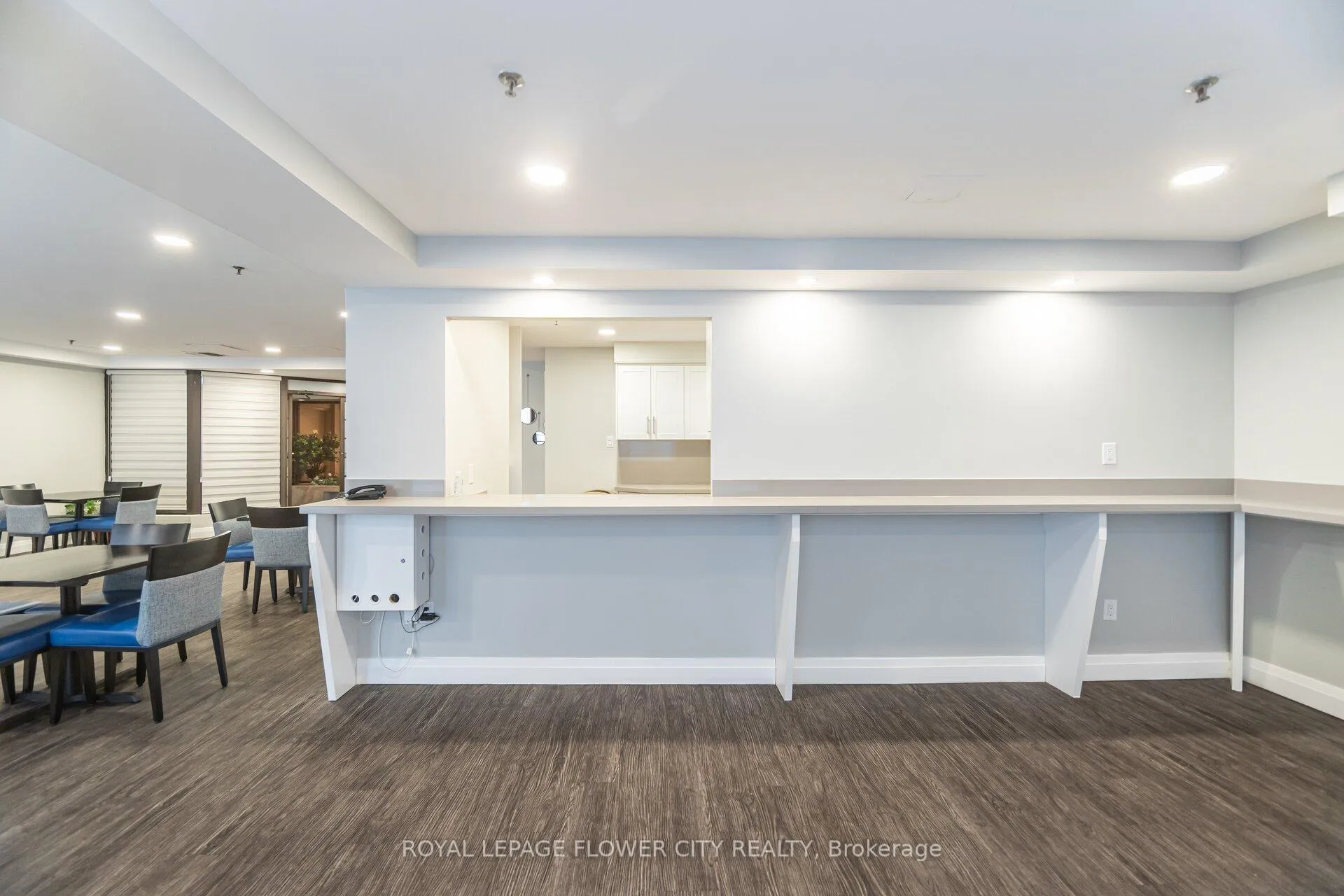 Photo 34 of Unit 2103, 22 Hanover Road, Brampton, Queen Street Corridor — HOMEH