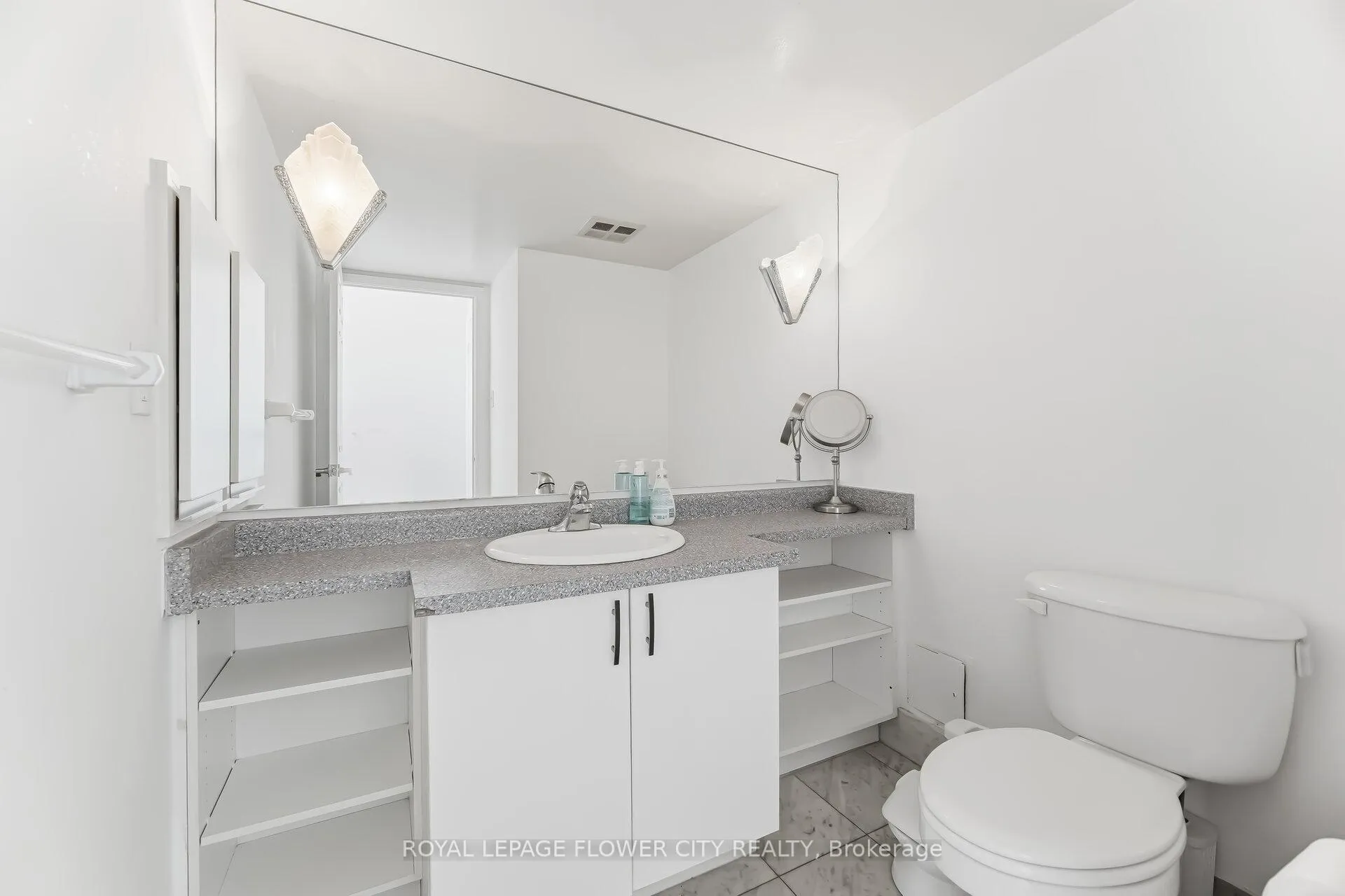 Photo 24 of Unit 2103, 22 Hanover Road, Brampton, Queen Street Corridor — HOMEH