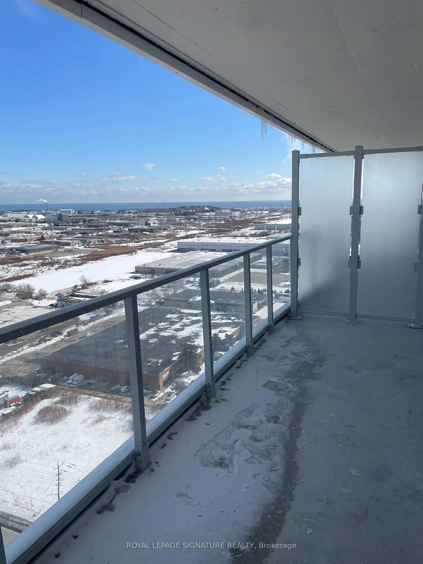 Photo 7 of Unit 2503, 1010 Sandy Beach Road, Pickering, Bay Ridges — HOMEH