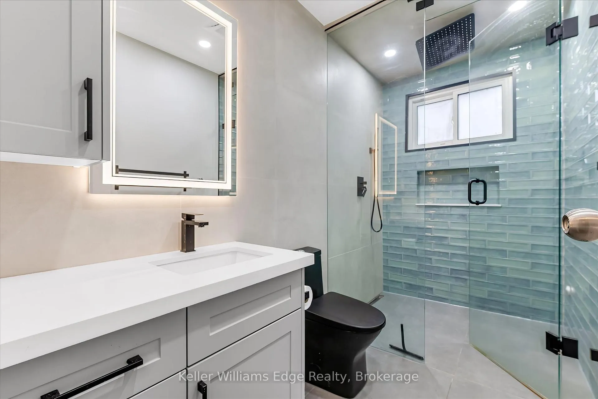 Photo 15 of 59 Rand Street, Hamilton, Stoney Creek Mountain — HOMEH