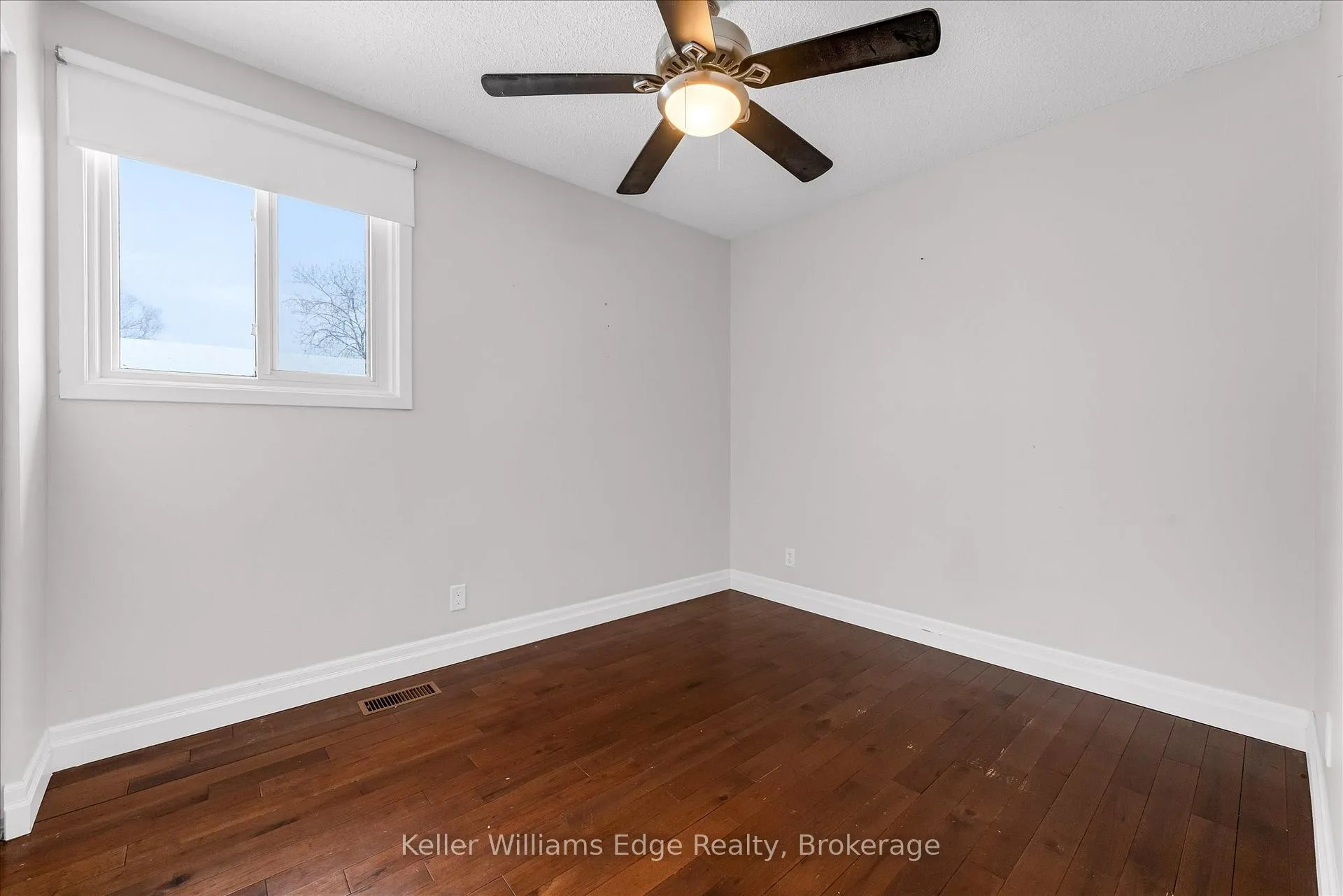 Photo 20 of 59 Rand Street, Hamilton, Stoney Creek Mountain — HOMEH