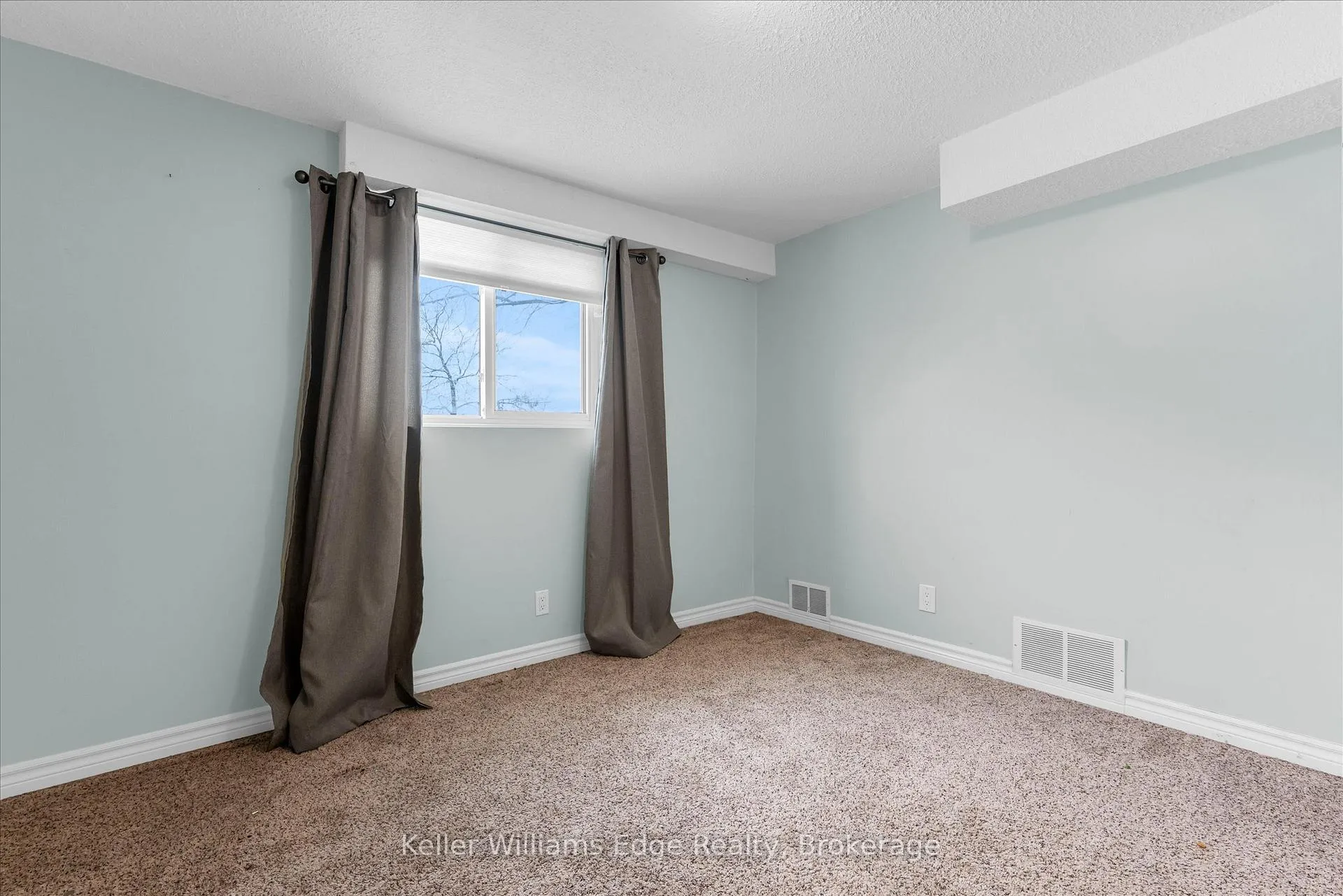 Photo 30 of 59 Rand Street, Hamilton, Stoney Creek Mountain — HOMEH