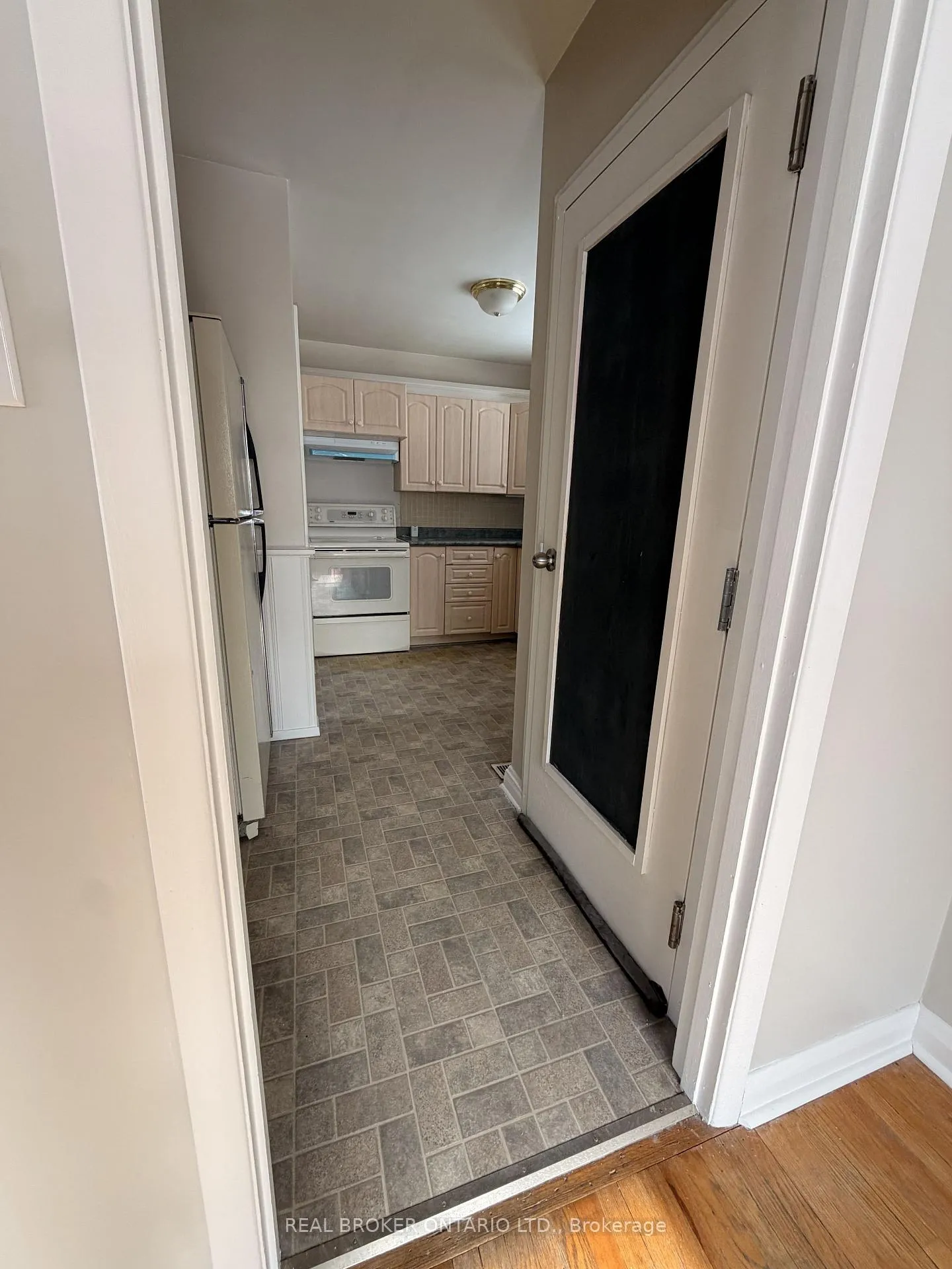 Photo 14 of Unit Main, 1 Vine Street, Barrie, Sunnidale — HOMEH