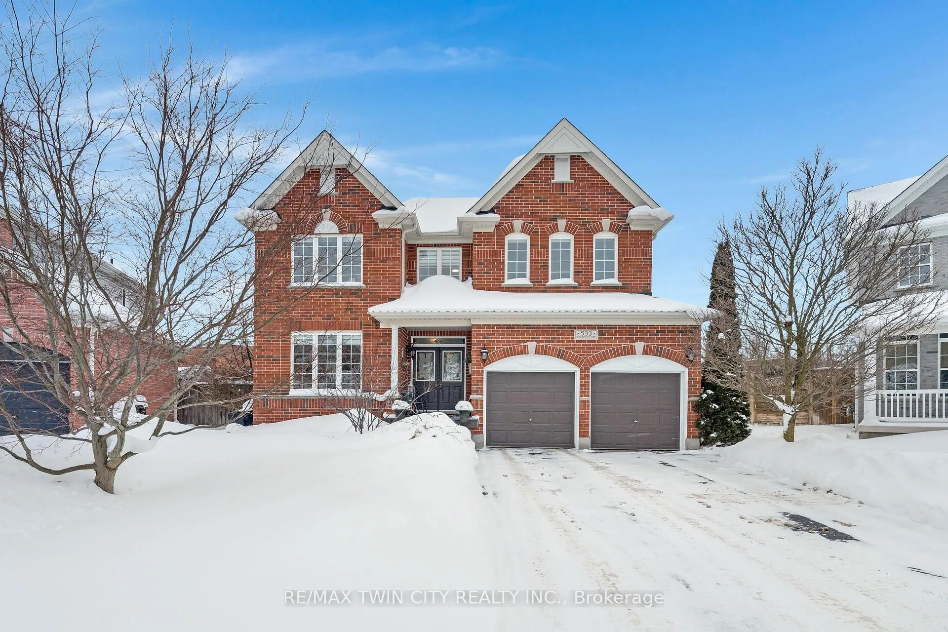 Front of 533 Woodfield Court