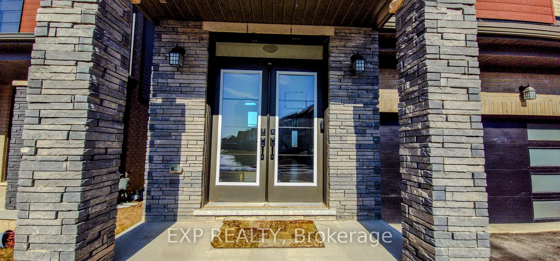 Photo 3 of 185 Vanilla Trail, Thorold, Rolling Meadows — HOMEH