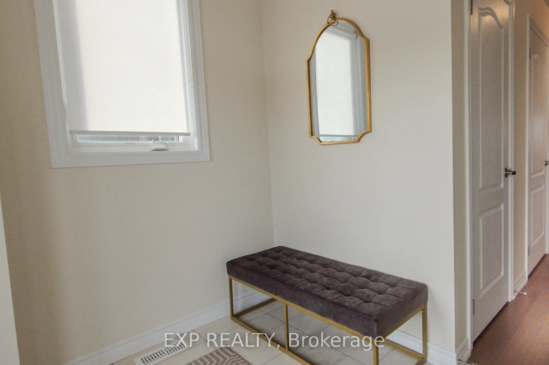 Photo 5 of 185 Vanilla Trail, Thorold, Rolling Meadows — HOMEH