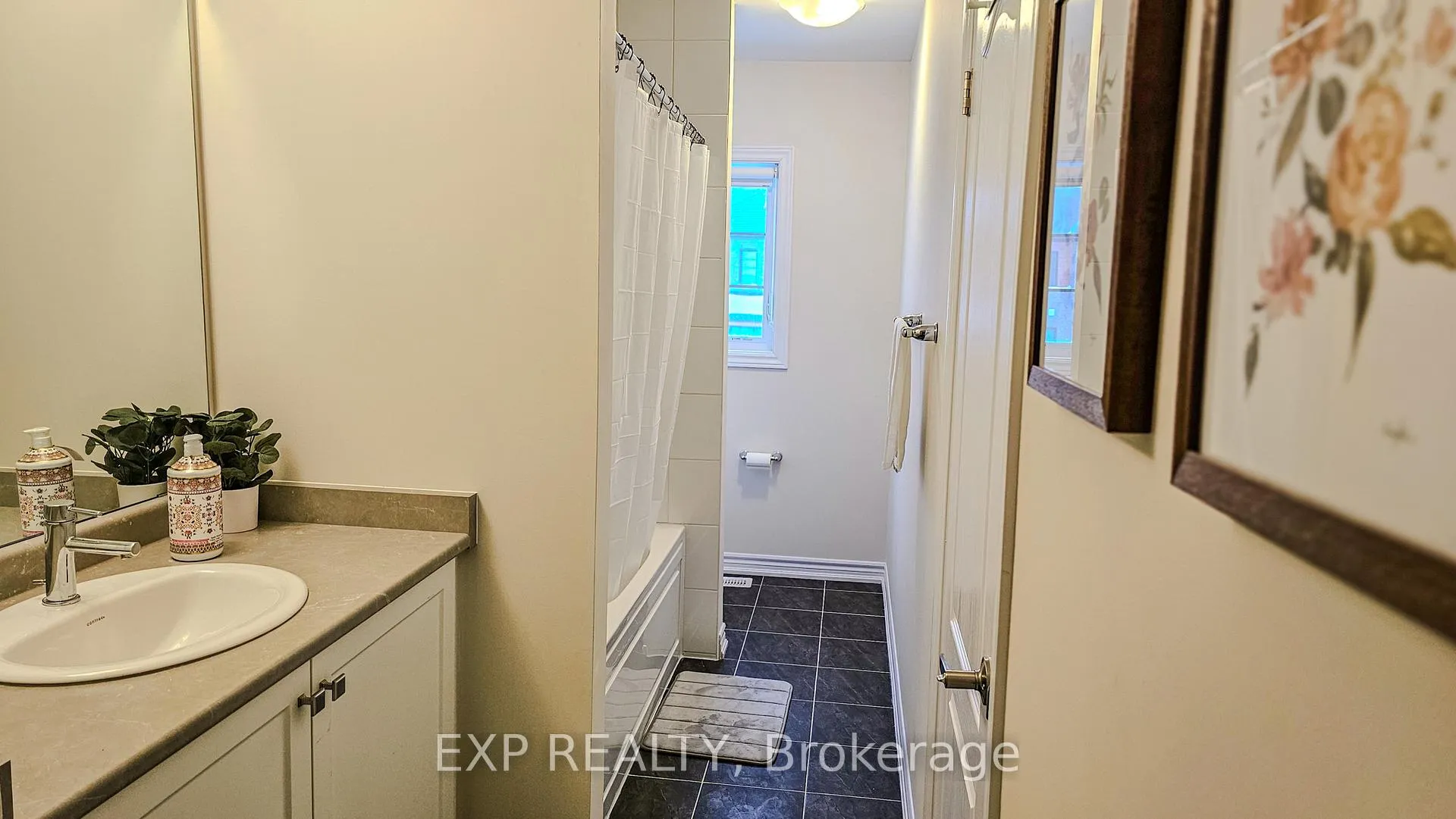 Photo 33 of 185 Vanilla Trail, Thorold, Rolling Meadows — HOMEH