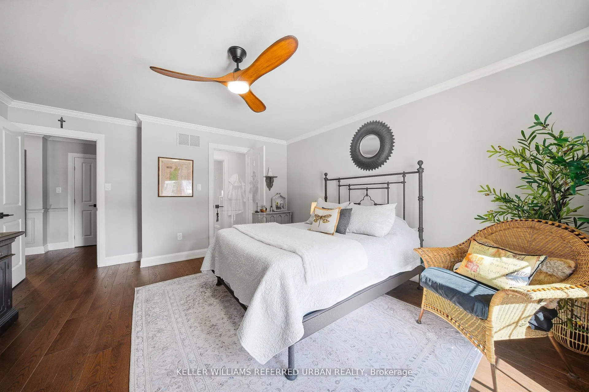 Photo 25 of 57 McGregor Crescent, Hamilton, Ancaster — HOMEH