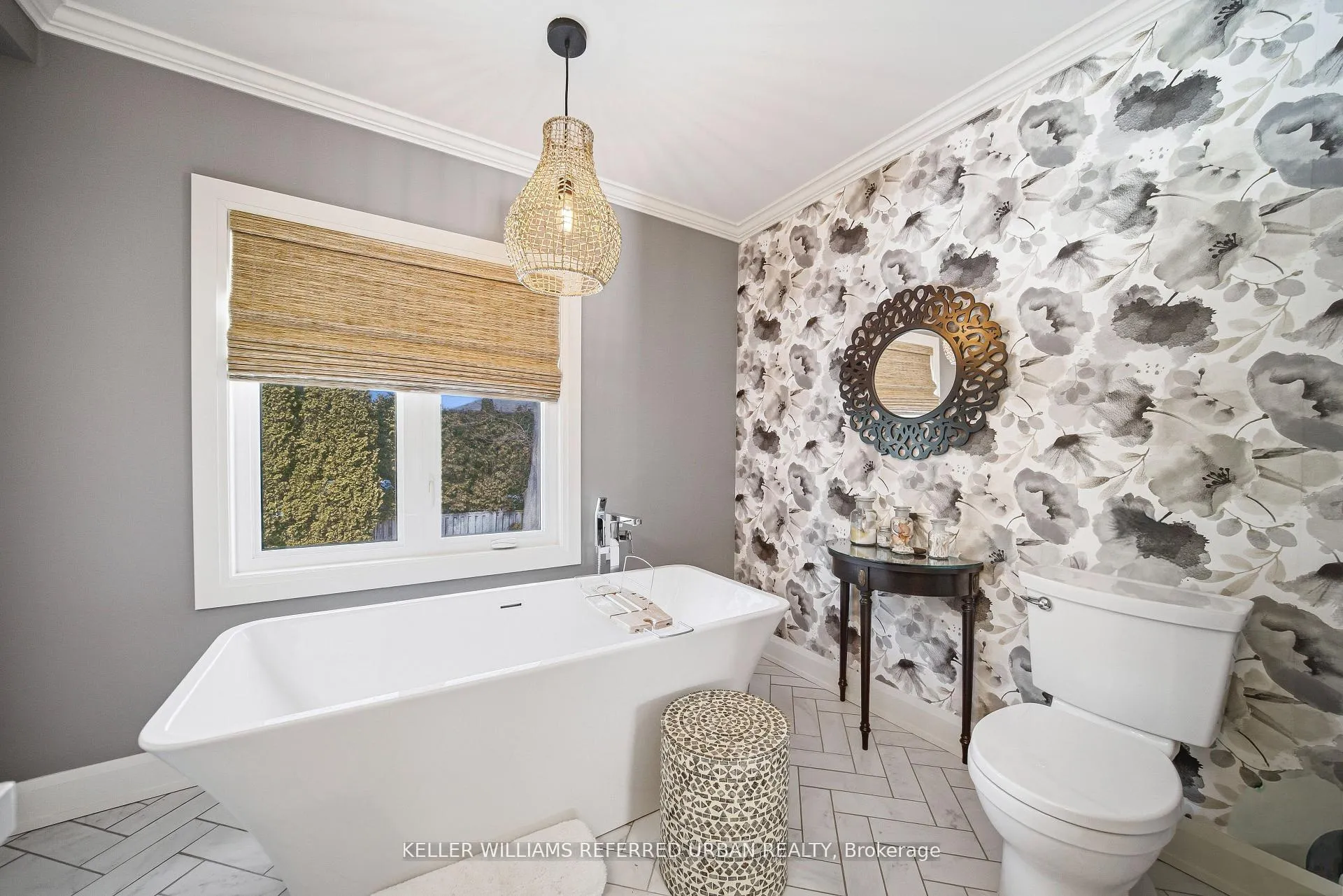 Photo 28 of 57 McGregor Crescent, Hamilton, Ancaster — HOMEH