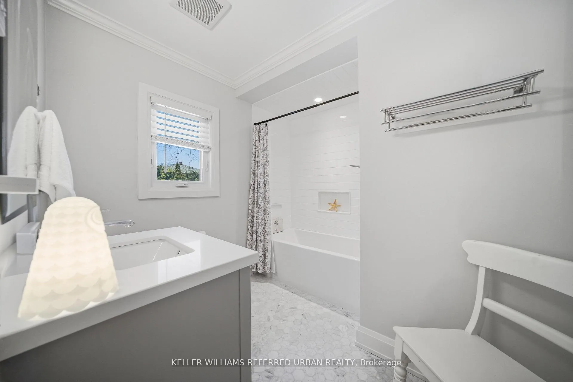 Photo 34 of 57 McGregor Crescent, Hamilton, Ancaster — HOMEH