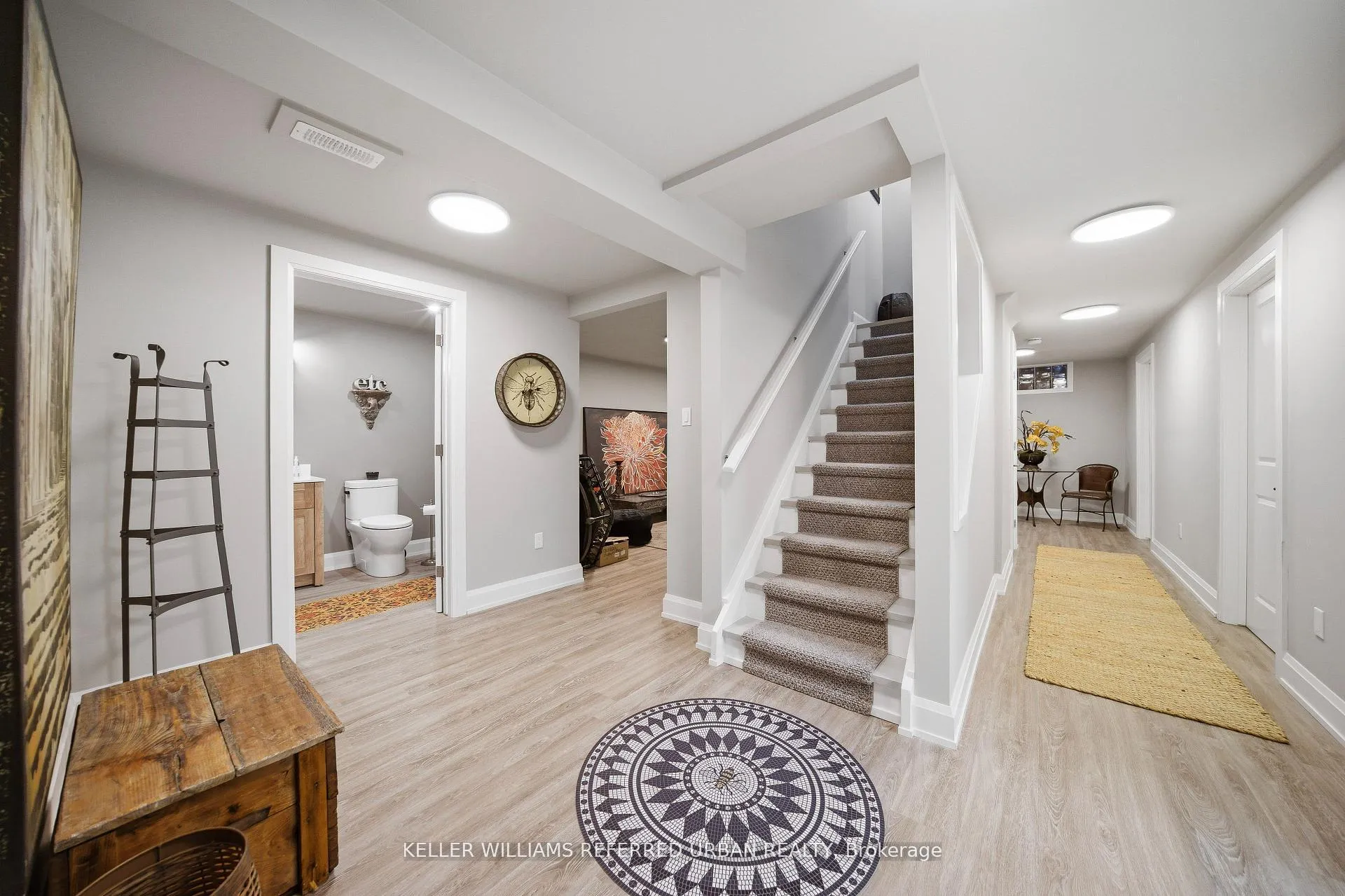Photo 40 of 57 McGregor Crescent, Hamilton, Ancaster — HOMEH