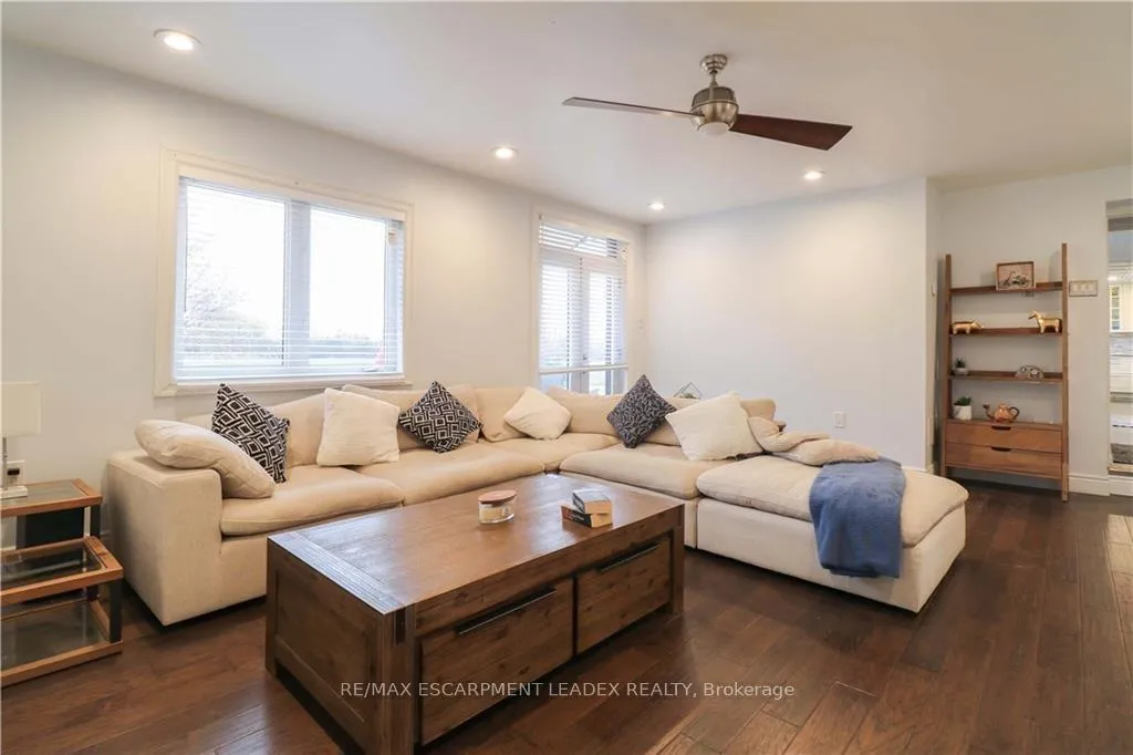 Photo 12 of 298 Second Road E, Hamilton, Stoney Creek — HOMEH