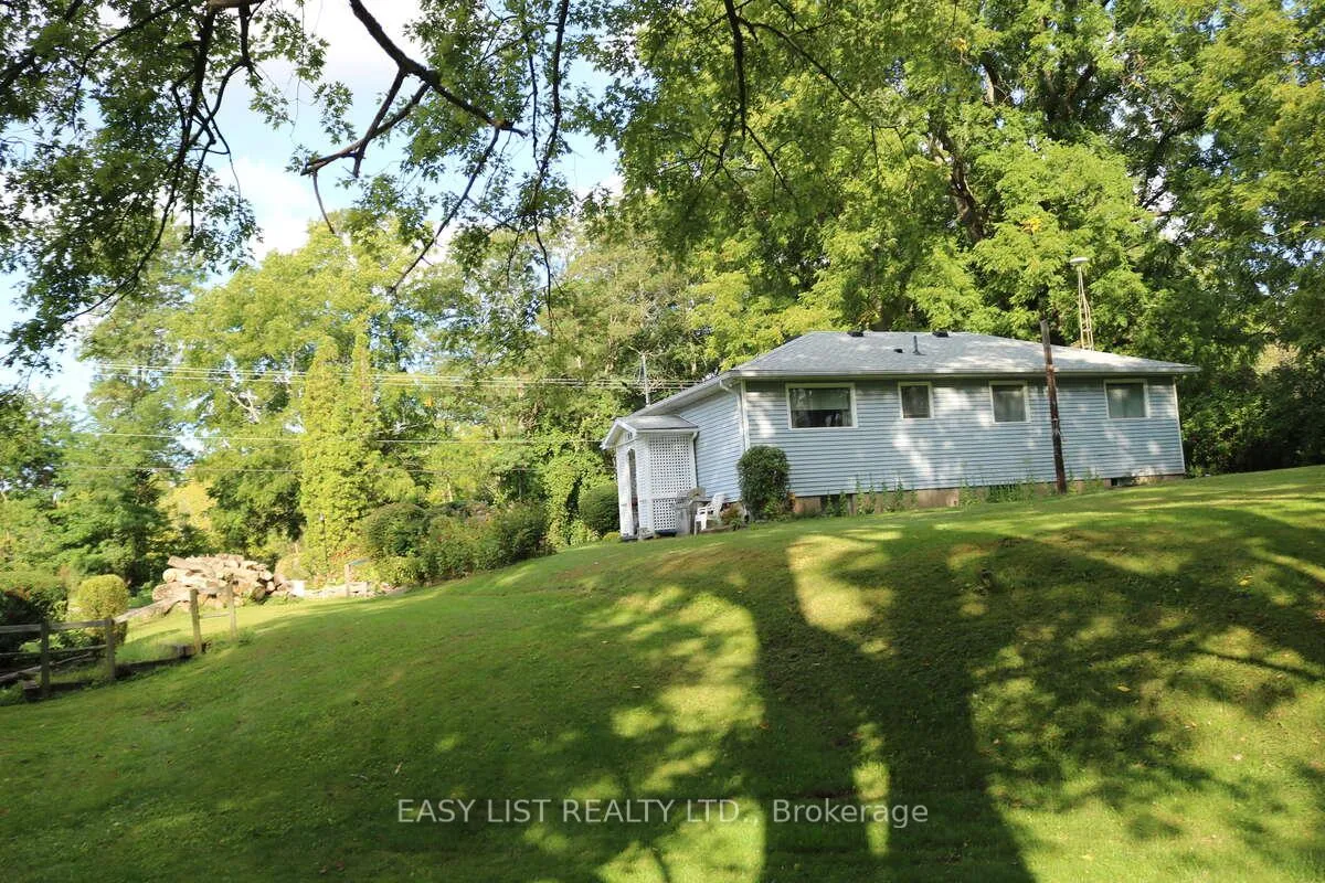 Photo 11 of 1109 Effingham Street, Pelham, Fonthill — HOMEH