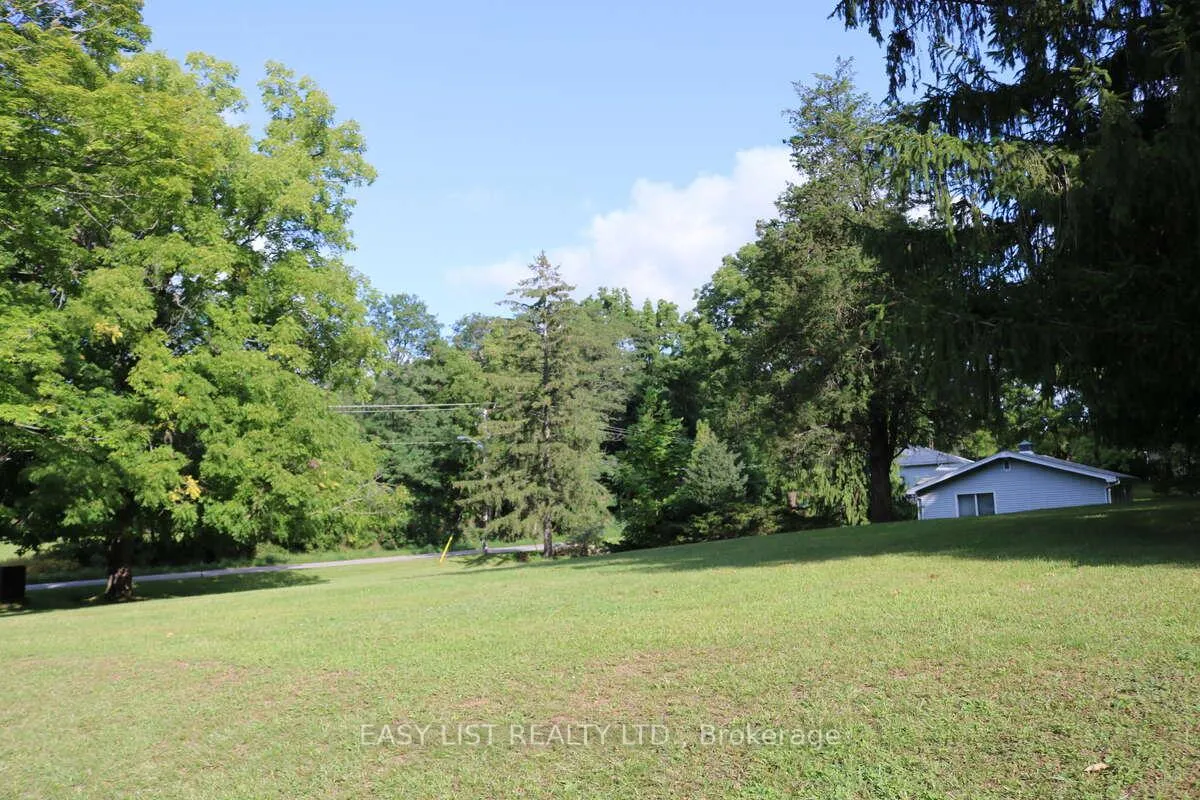 Photo 25 of 1109 Effingham Street, Pelham, Fonthill — HOMEH
