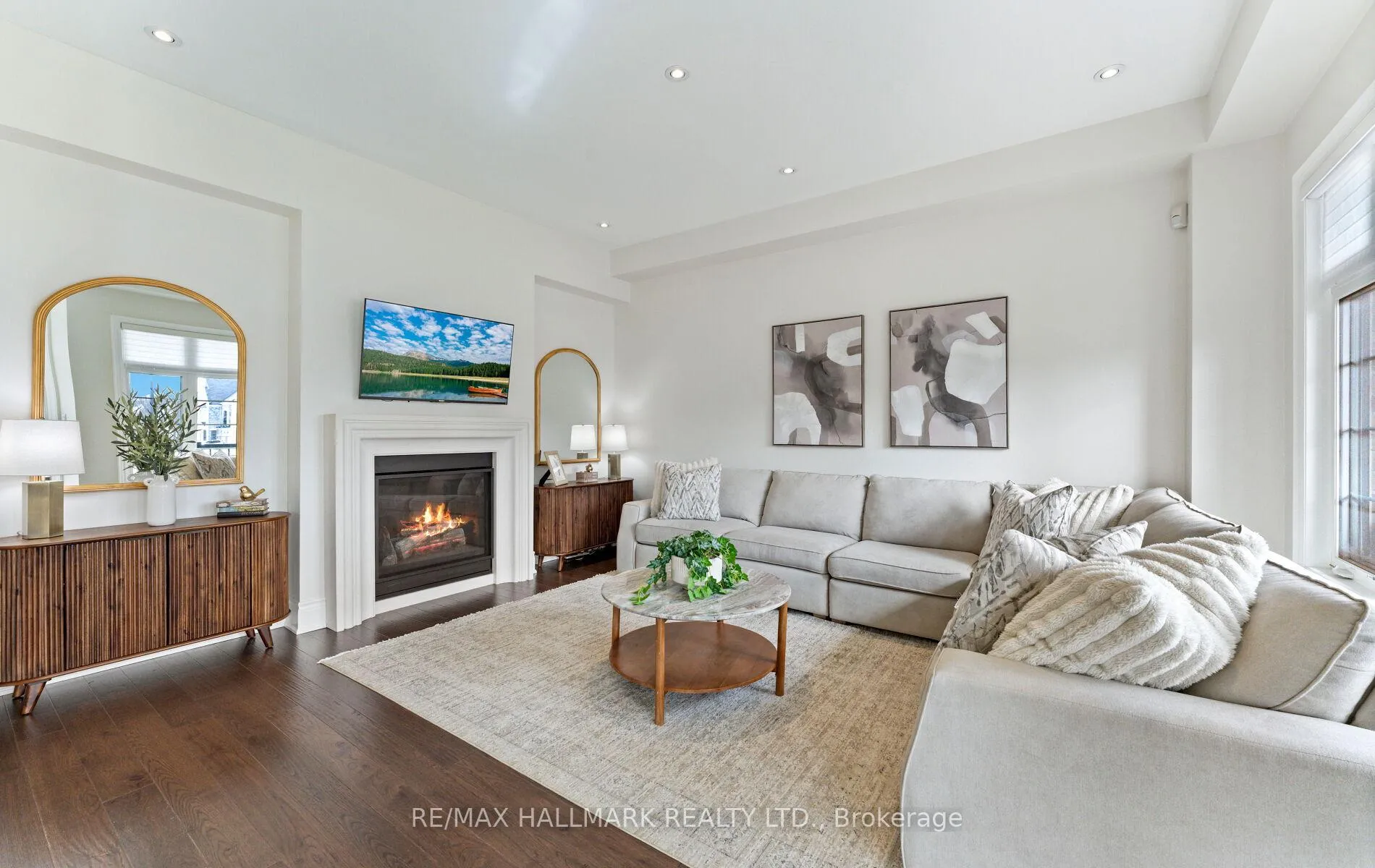 Photo 11 of 7 Perrigo Court, Vaughan, Patterson — HOMEH