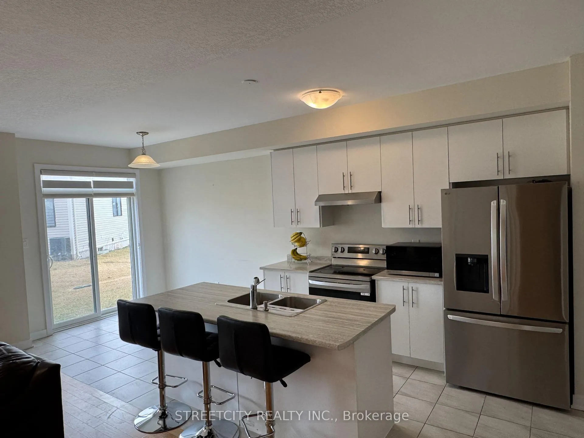 Photo 14 of 164 Keelson Street, Welland, Dain City — HOMEH