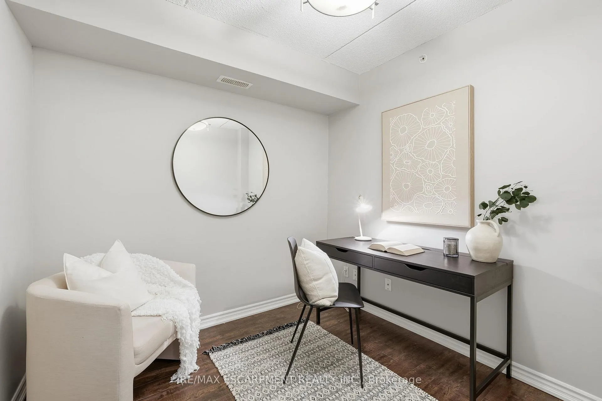 Photo 10 of Unit 308, 2055 Appleby Line, Burlington, Uptown — HOMEH