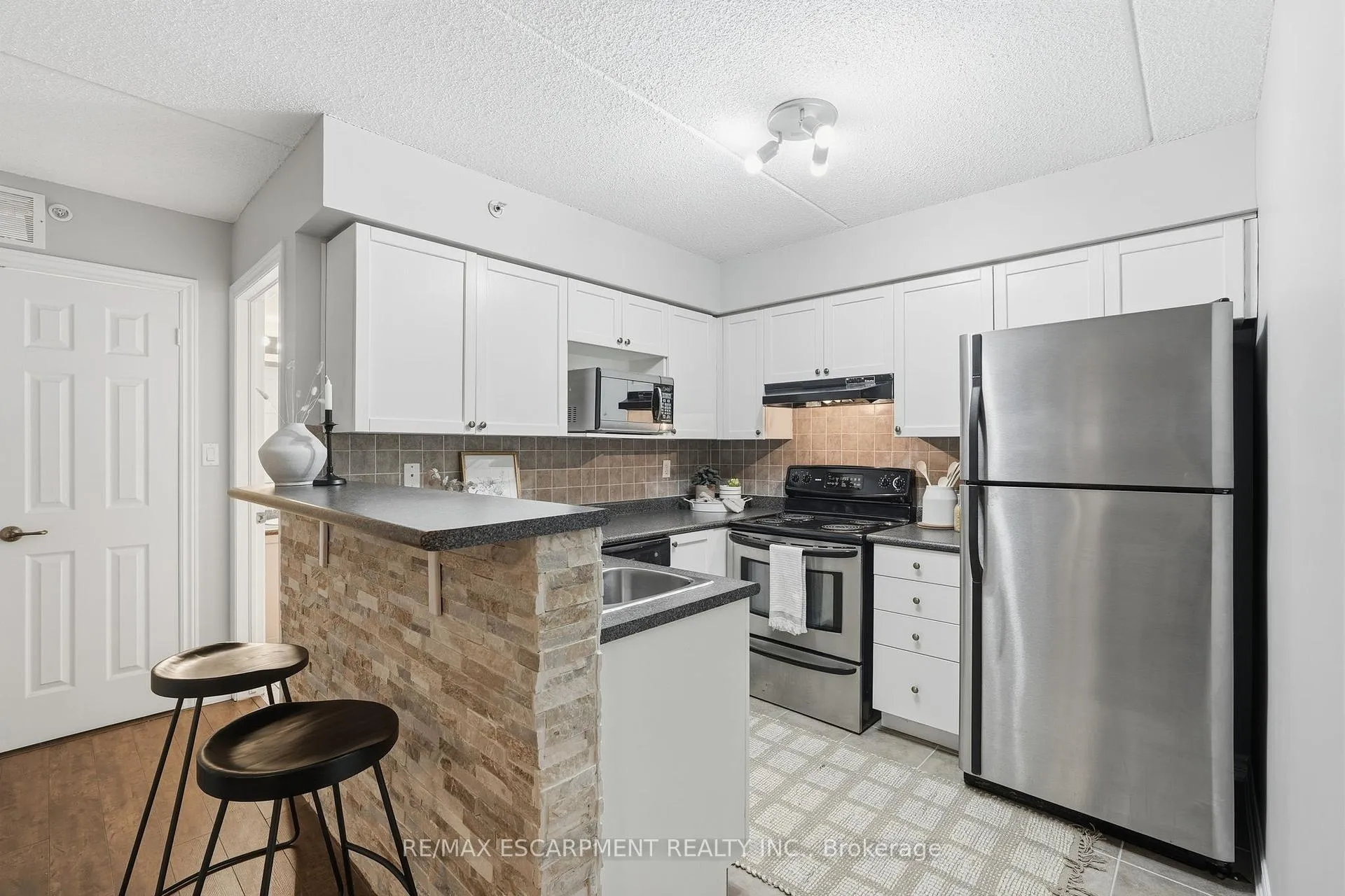 Photo 14 of Unit 308, 2055 Appleby Line, Burlington, Uptown — HOMEH