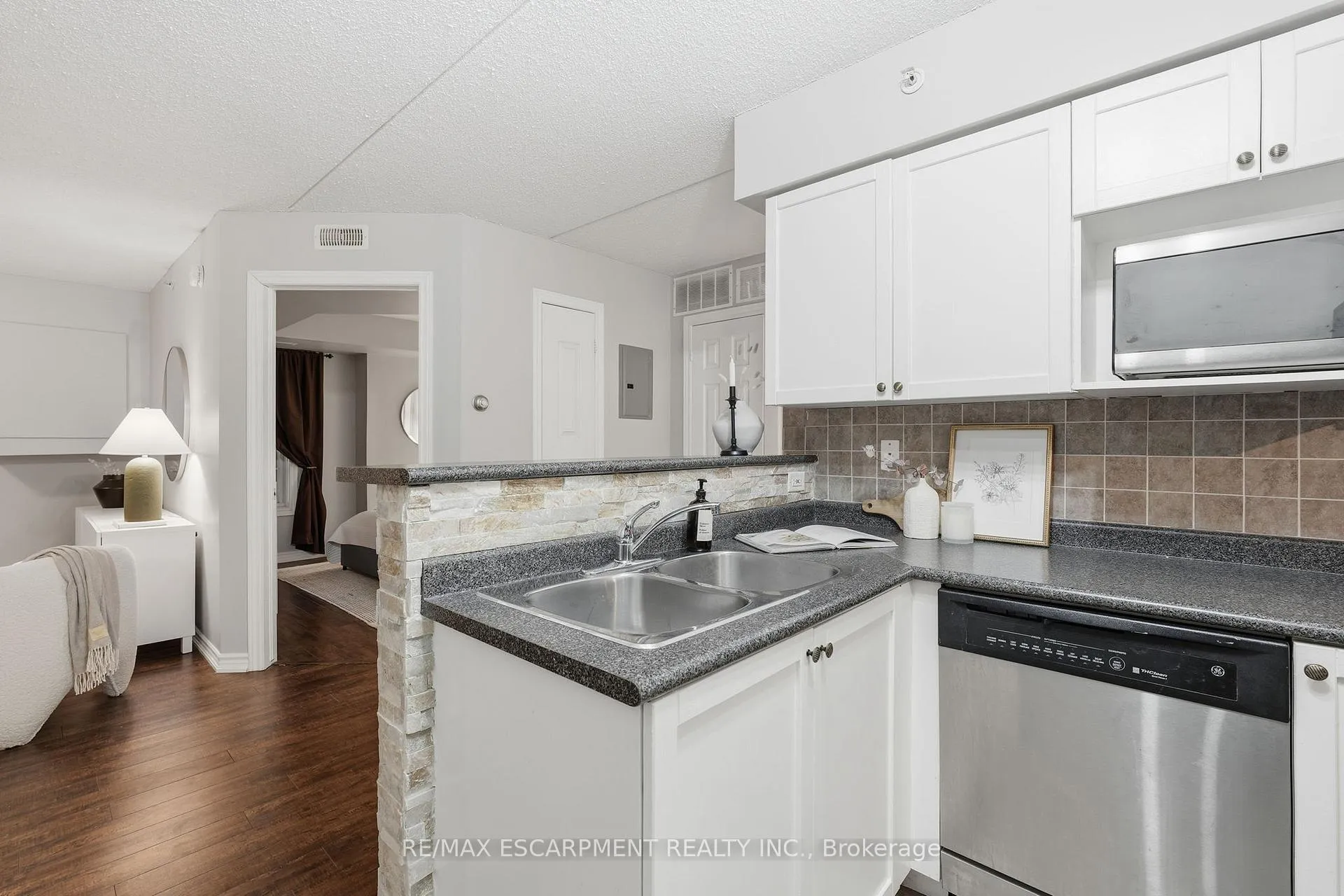 Photo 16 of Unit 308, 2055 Appleby Line, Burlington, Uptown — HOMEH