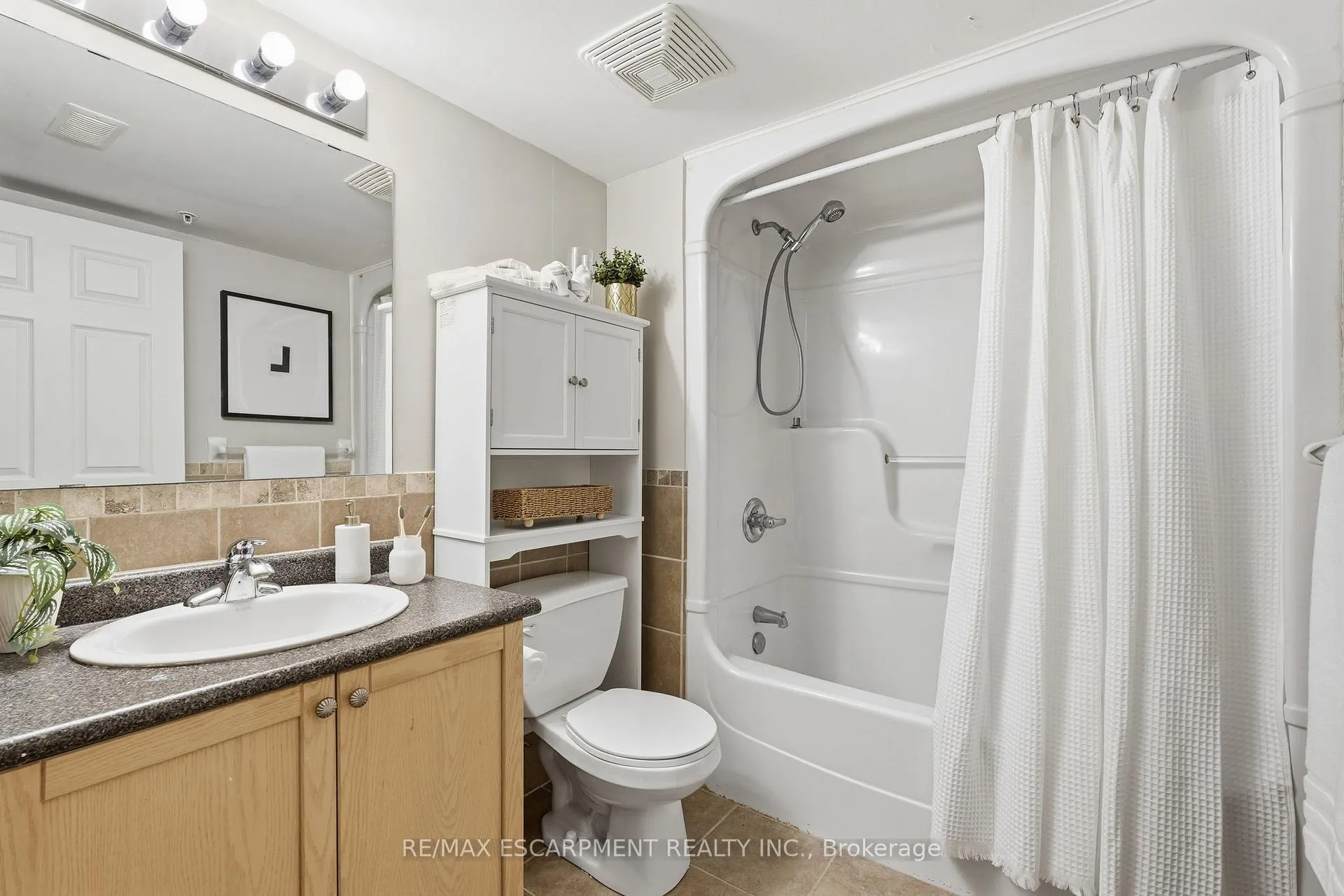 Photo 24 of Unit 308, 2055 Appleby Line, Burlington, Uptown — HOMEH