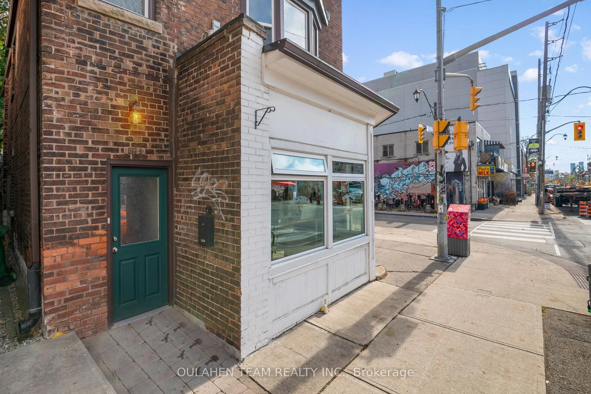Photo 3 of Unit A, 817 Broadview Avenue, Toronto, Playter Estates-Danforth — HOMEH
