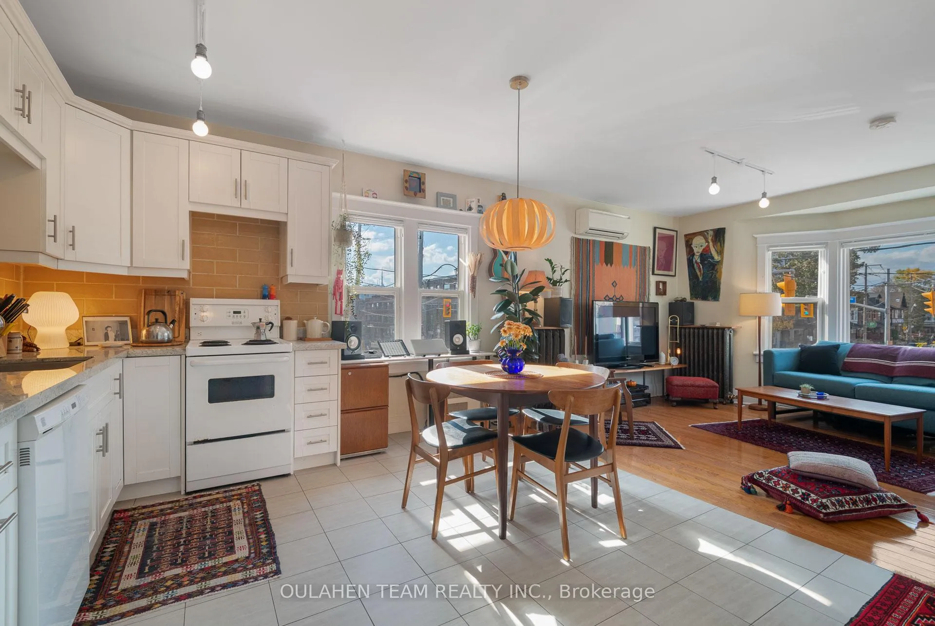 Photo 5 of Unit A, 817 Broadview Avenue, Toronto, Playter Estates-Danforth — HOMEH