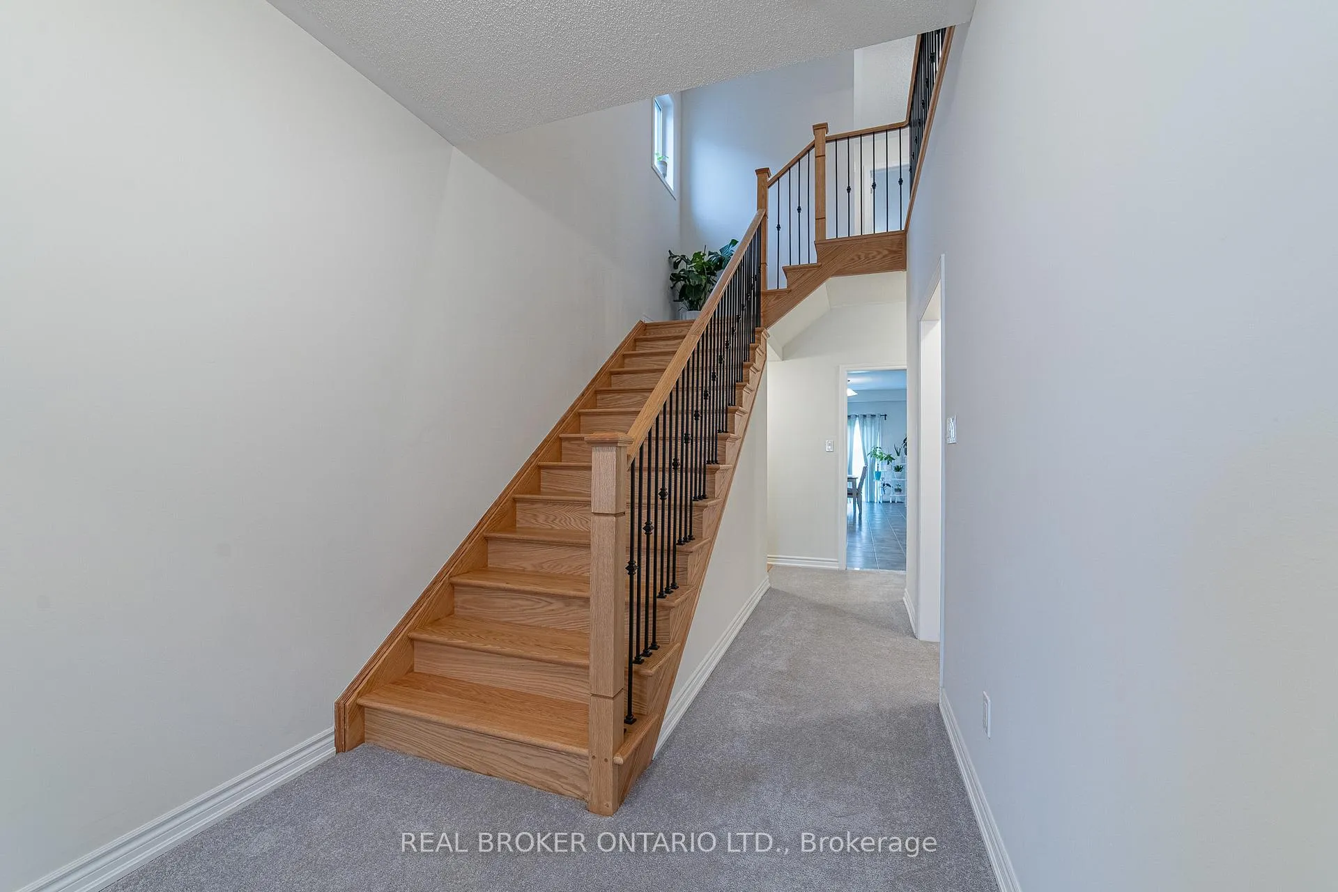 Photo 6 of 225 Palace Street, Thorold, Thorold Downtown — HOMEH