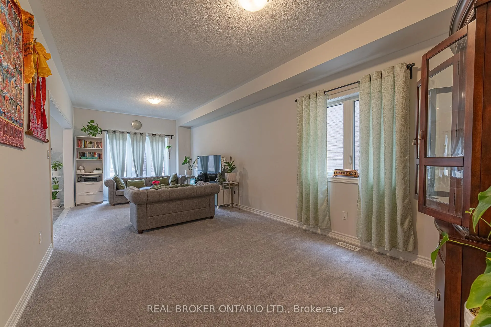 Photo 16 of 225 Palace Street, Thorold, Thorold Downtown — HOMEH