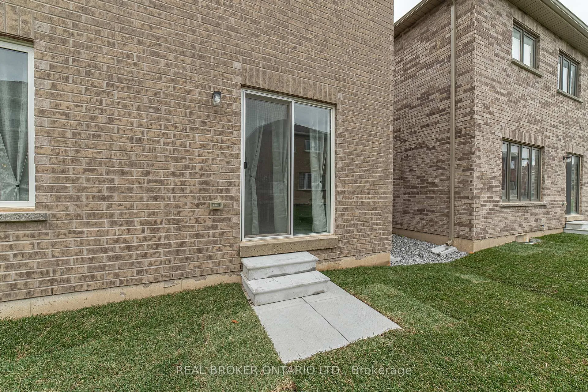 Photo 46 of 225 Palace Street, Thorold, Thorold Downtown — HOMEH