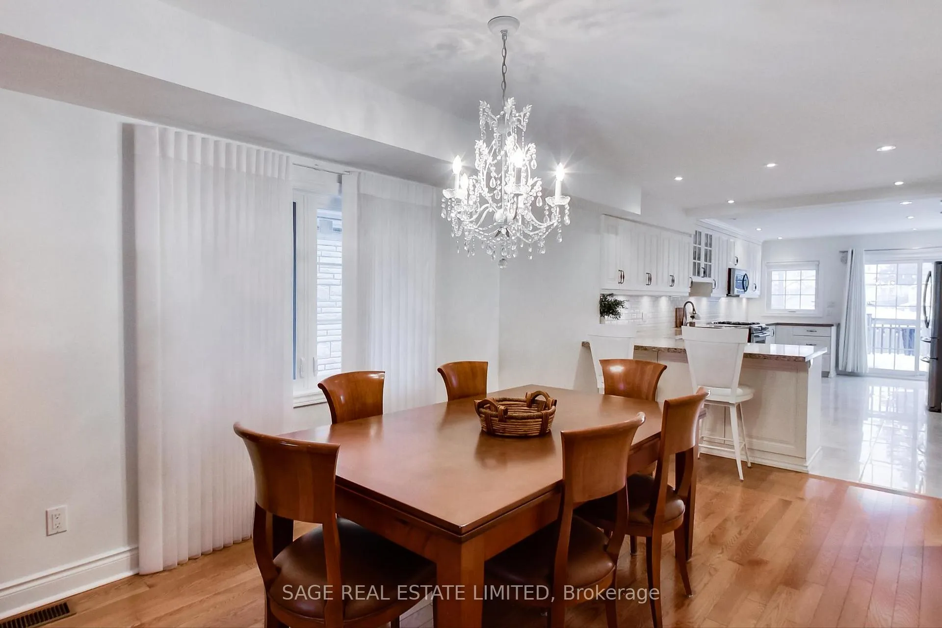 Photo 4 of 176 Lawlor Avenue, Toronto, East End-Danforth — HOMEH