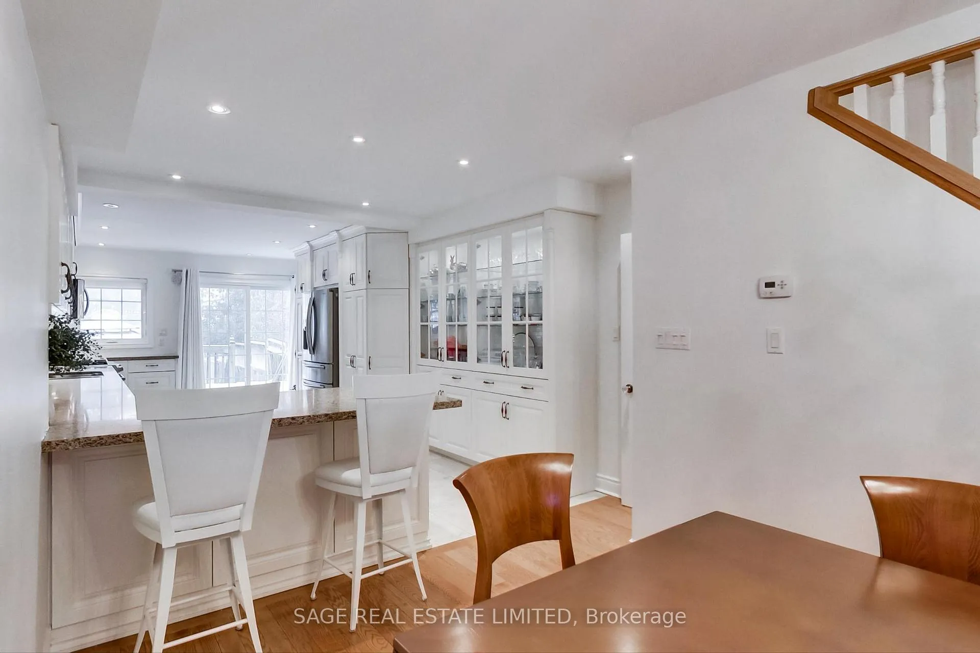 Photo 5 of 176 Lawlor Avenue, Toronto, East End-Danforth — HOMEH