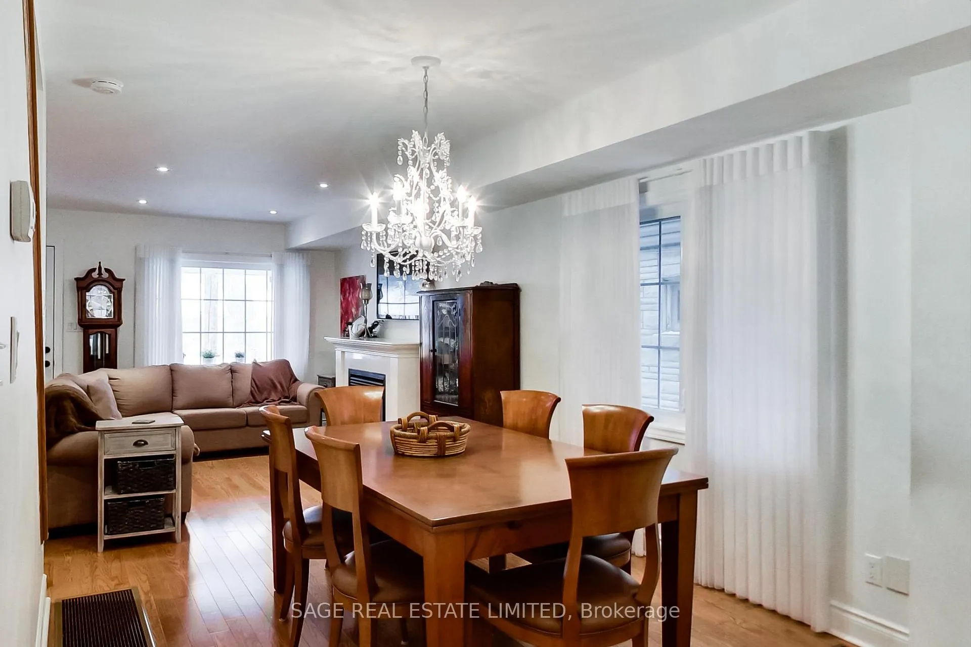 Photo 6 of 176 Lawlor Avenue, Toronto, East End-Danforth — HOMEH