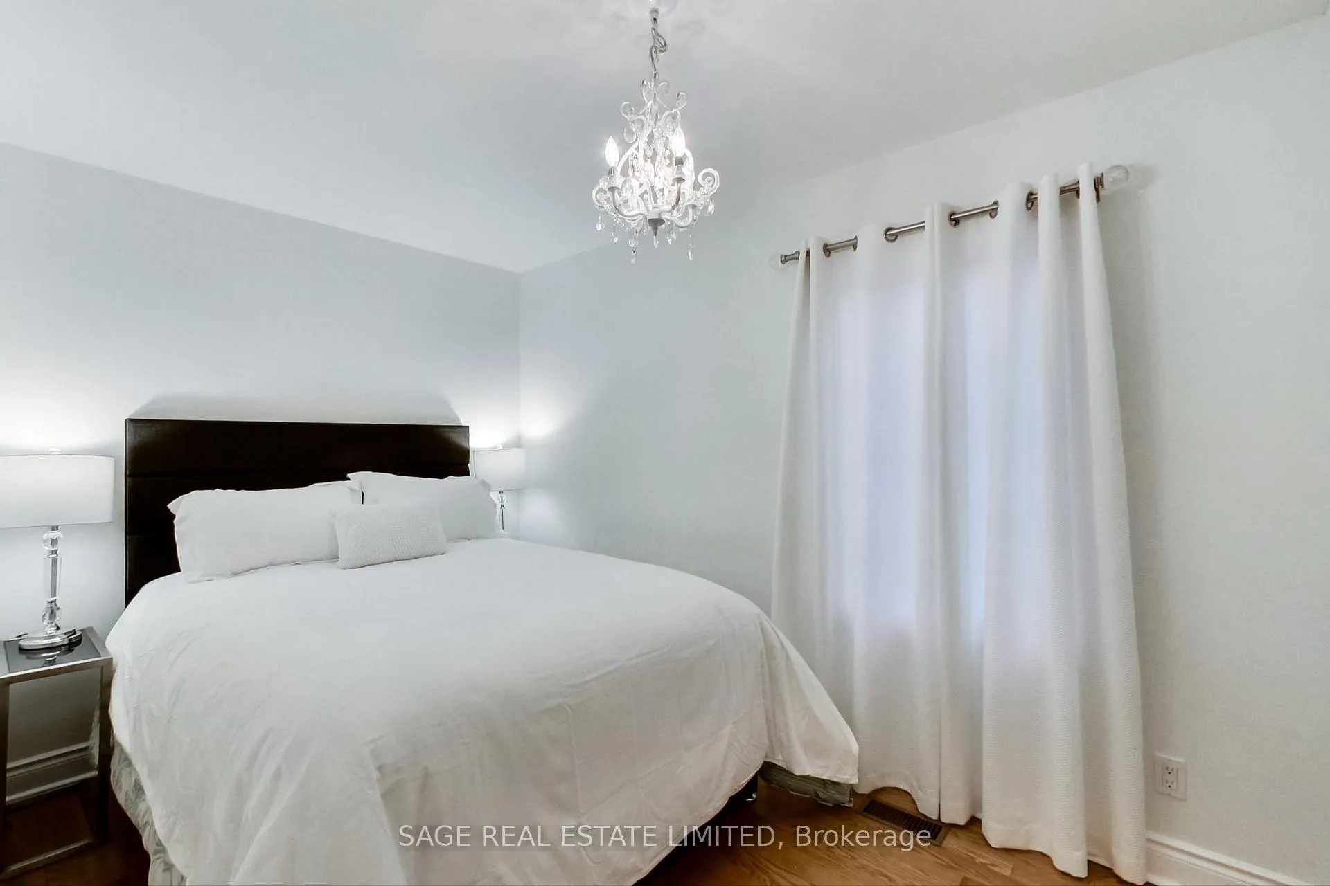 Photo 13 of 176 Lawlor Avenue, Toronto, East End-Danforth — HOMEH