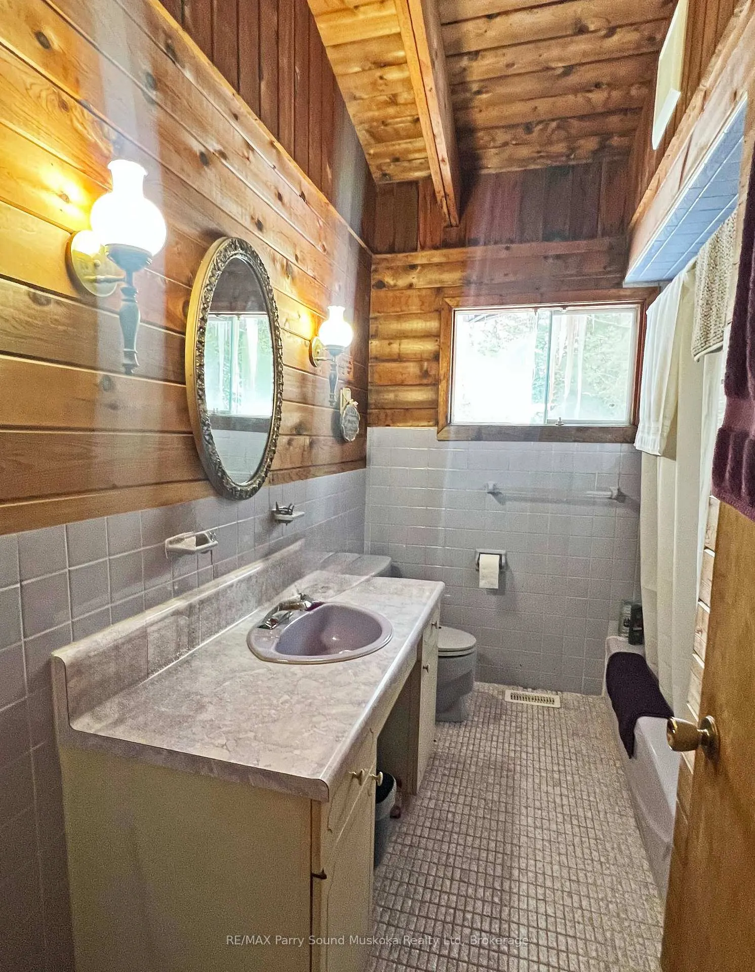 Photo 6 of 45 Ridgeway Drive, Carling — HOMEH