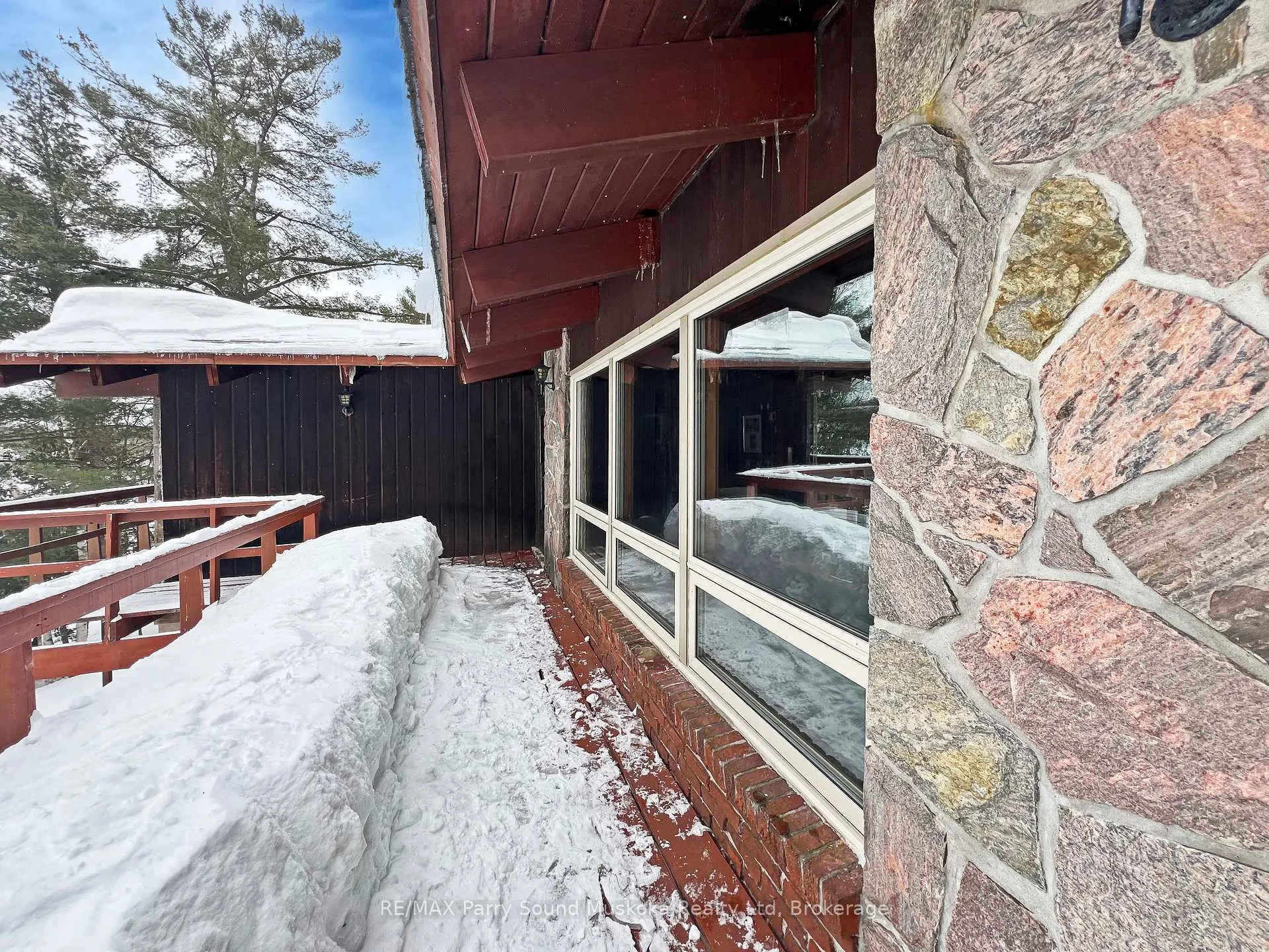 Photo 23 of 45 Ridgeway Drive, Carling — HOMEH