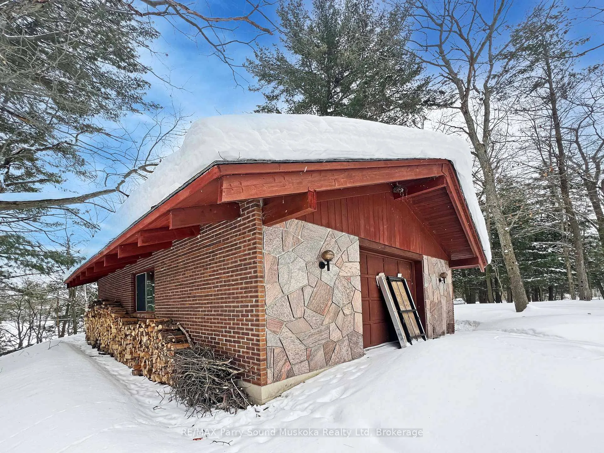 Photo 27 of 45 Ridgeway Drive, Carling — HOMEH