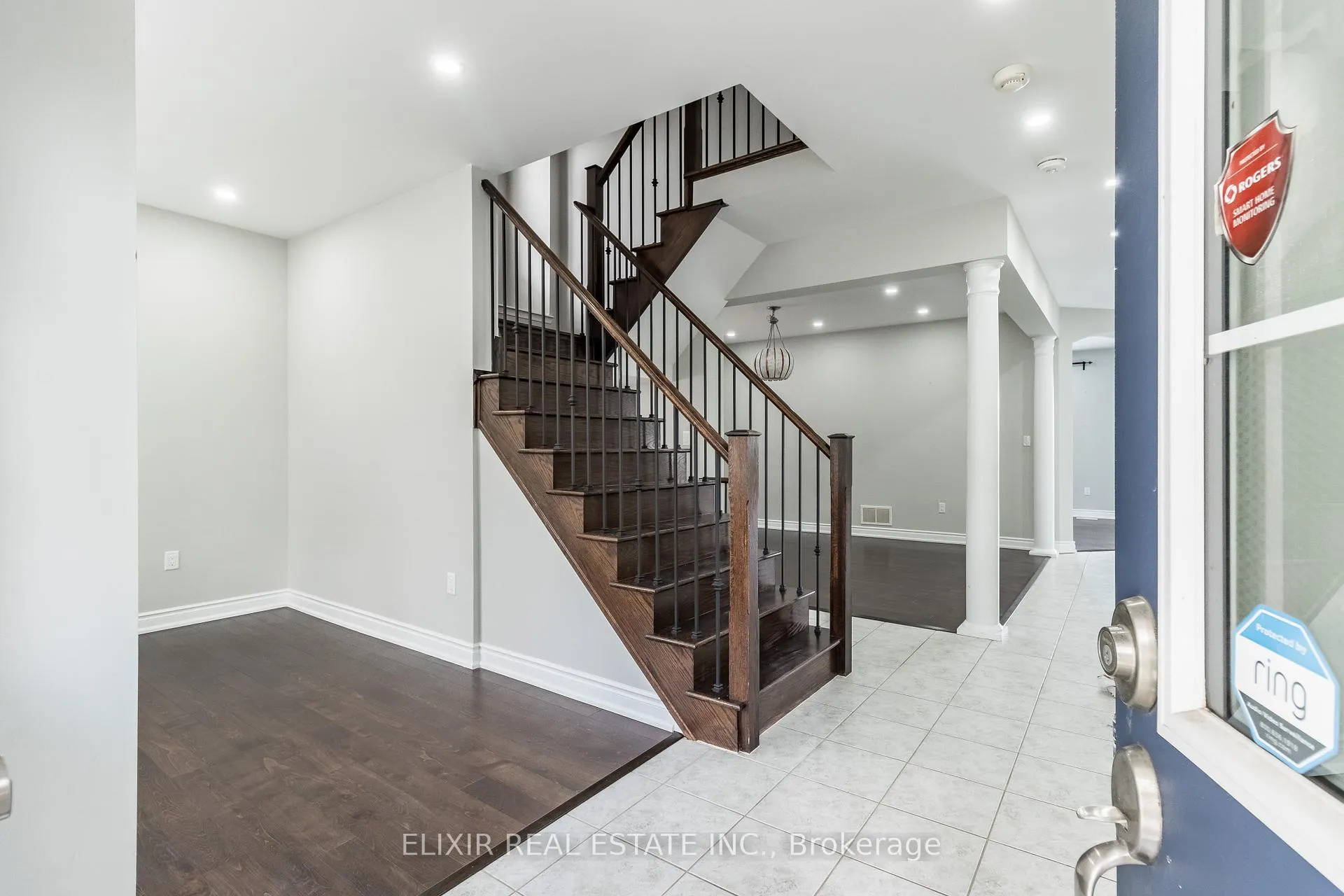 Photo 7 of 40 Personna Circle, Brampton, Credit Valley — HOMEH