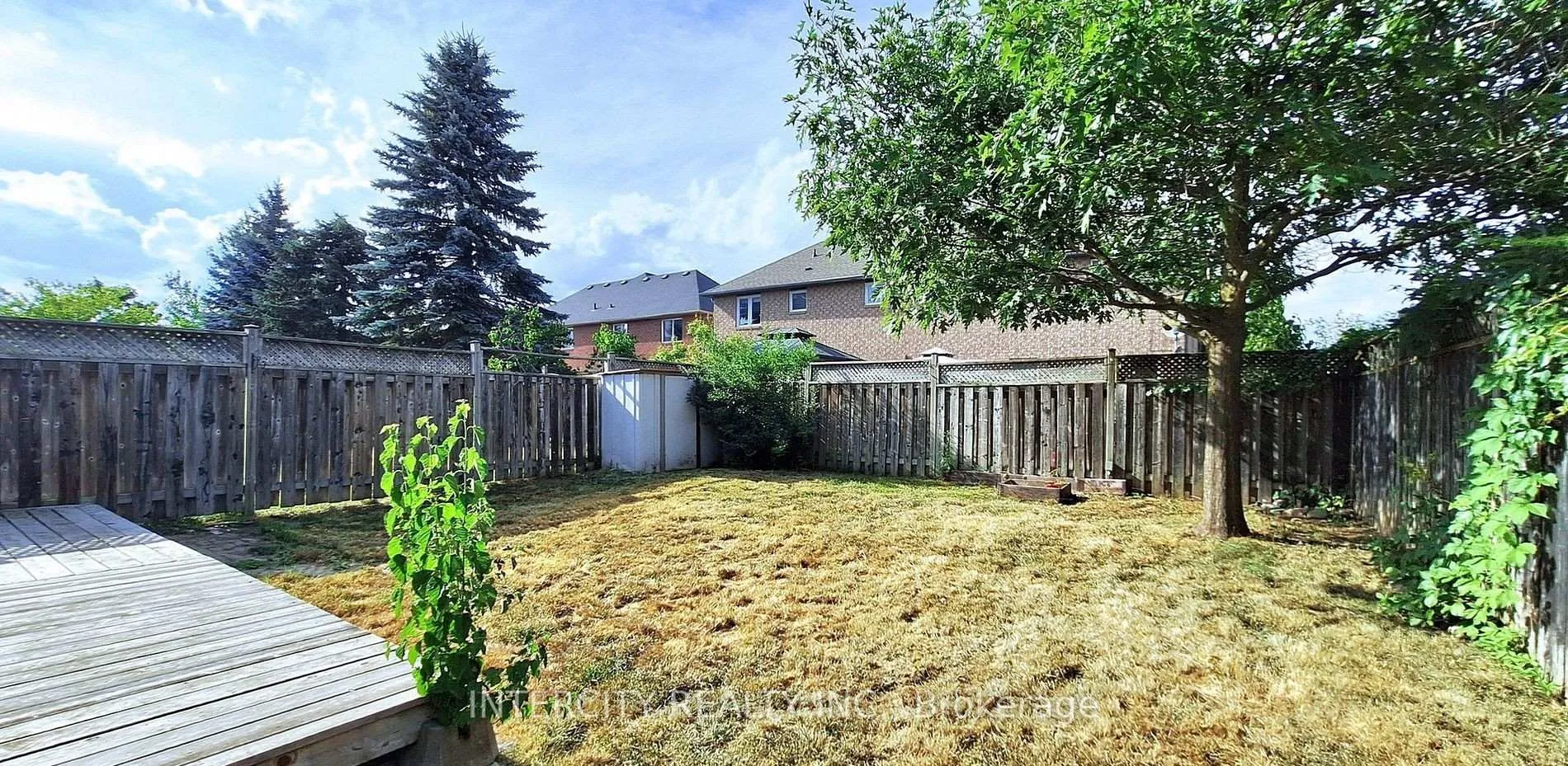 Photo 33 of 138 Tunbridge Road, Barrie, Georgian Drive — HOMEH