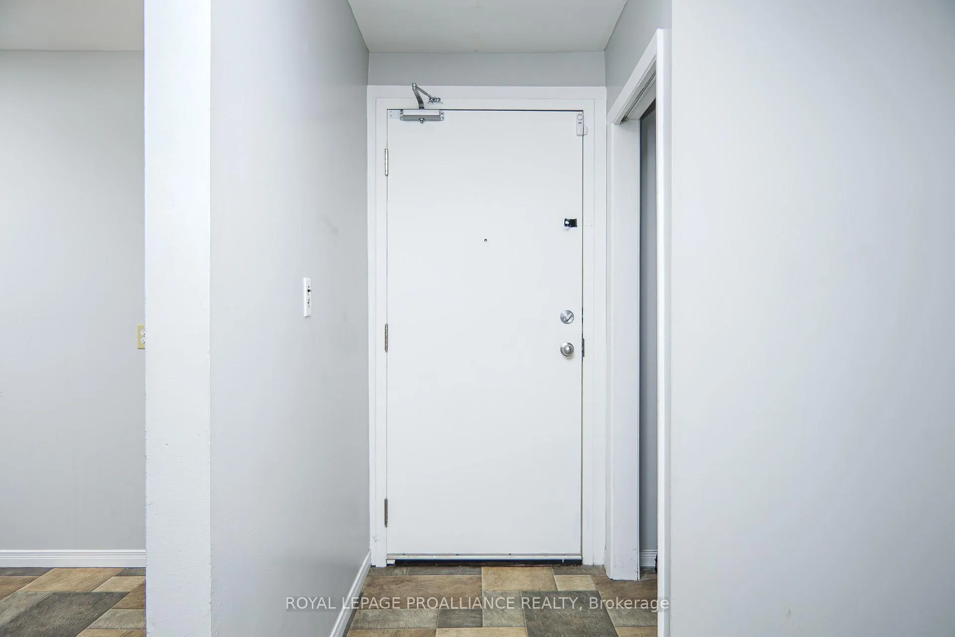 Photo 9 of Unit 19, 22 Pitt Street, Prince Edward County, Picton Ward — HOMEH