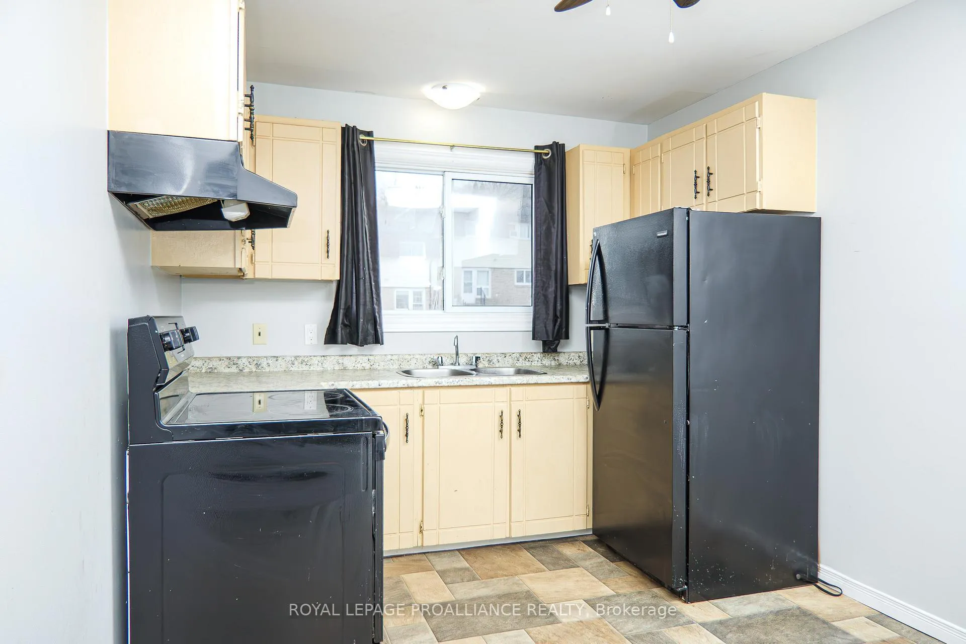 Photo 11 of Unit 19, 22 Pitt Street, Prince Edward County, Picton Ward — HOMEH