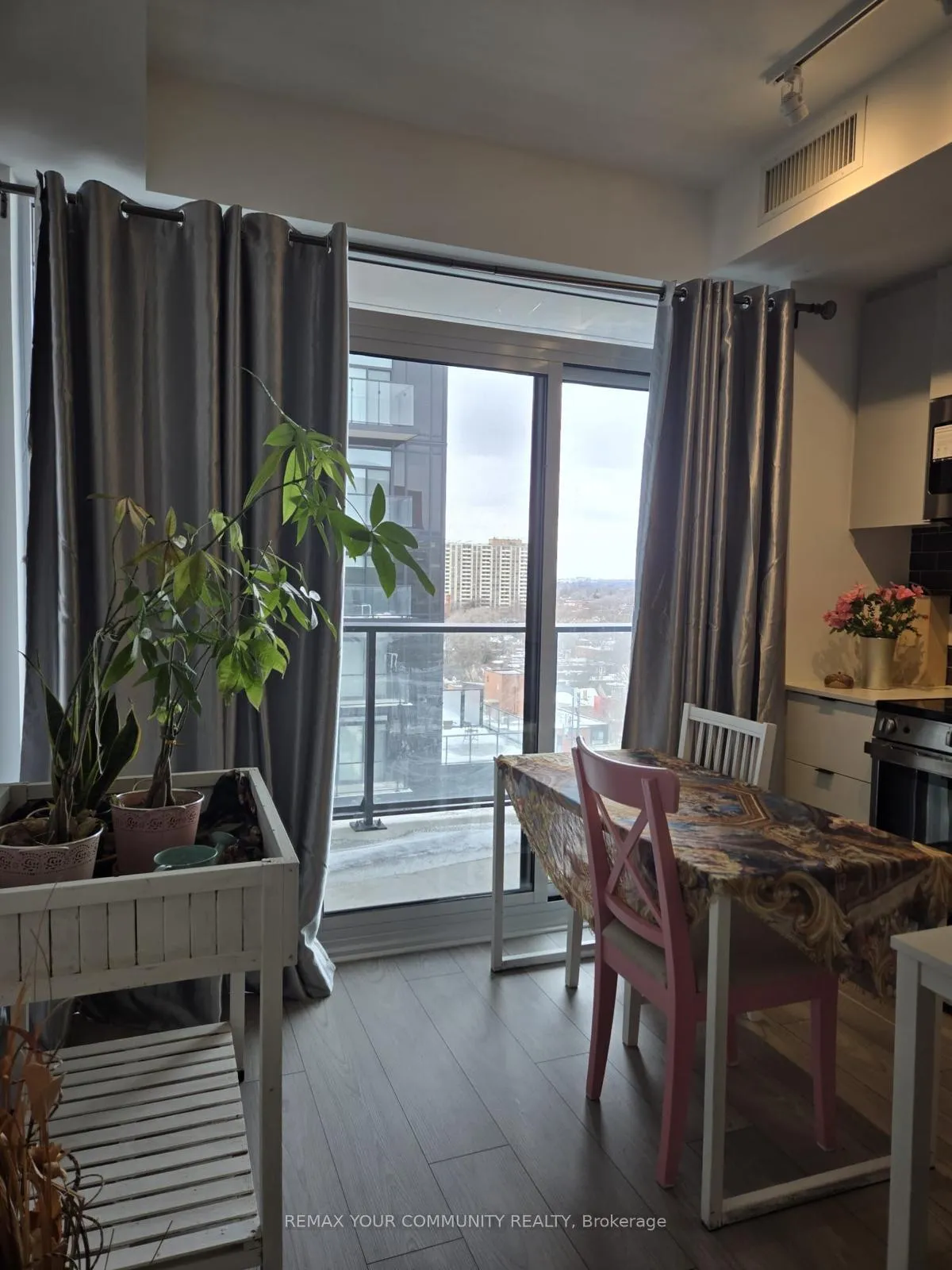 Photo 15 of Unit 1005, 285 Dufferin Street, Toronto, South Parkdale — HOMEH