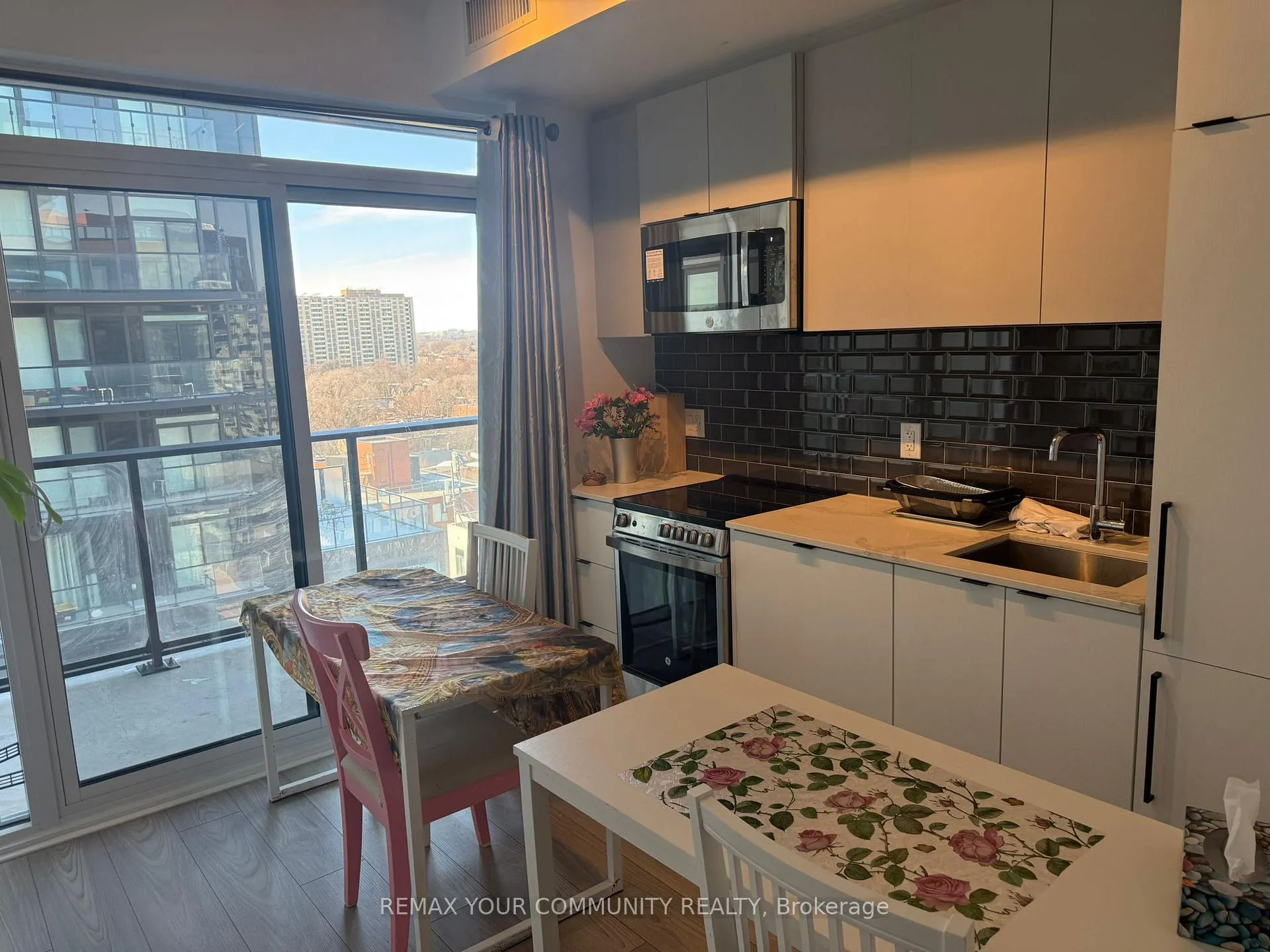 Photo 17 of Unit 1005, 285 Dufferin Street, Toronto, South Parkdale — HOMEH