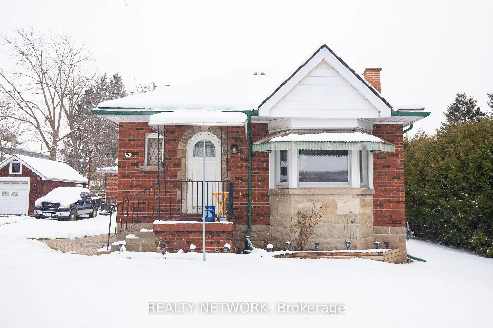Front of 90 Osler Drive