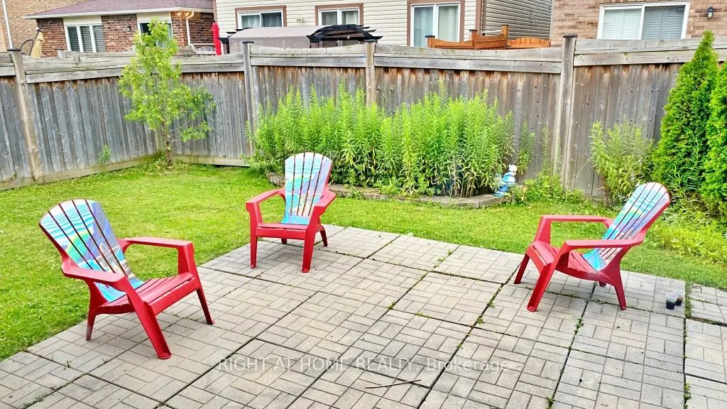 Photo 16 of 950 Whewell Trail, Milton, Willmott — HOMEH