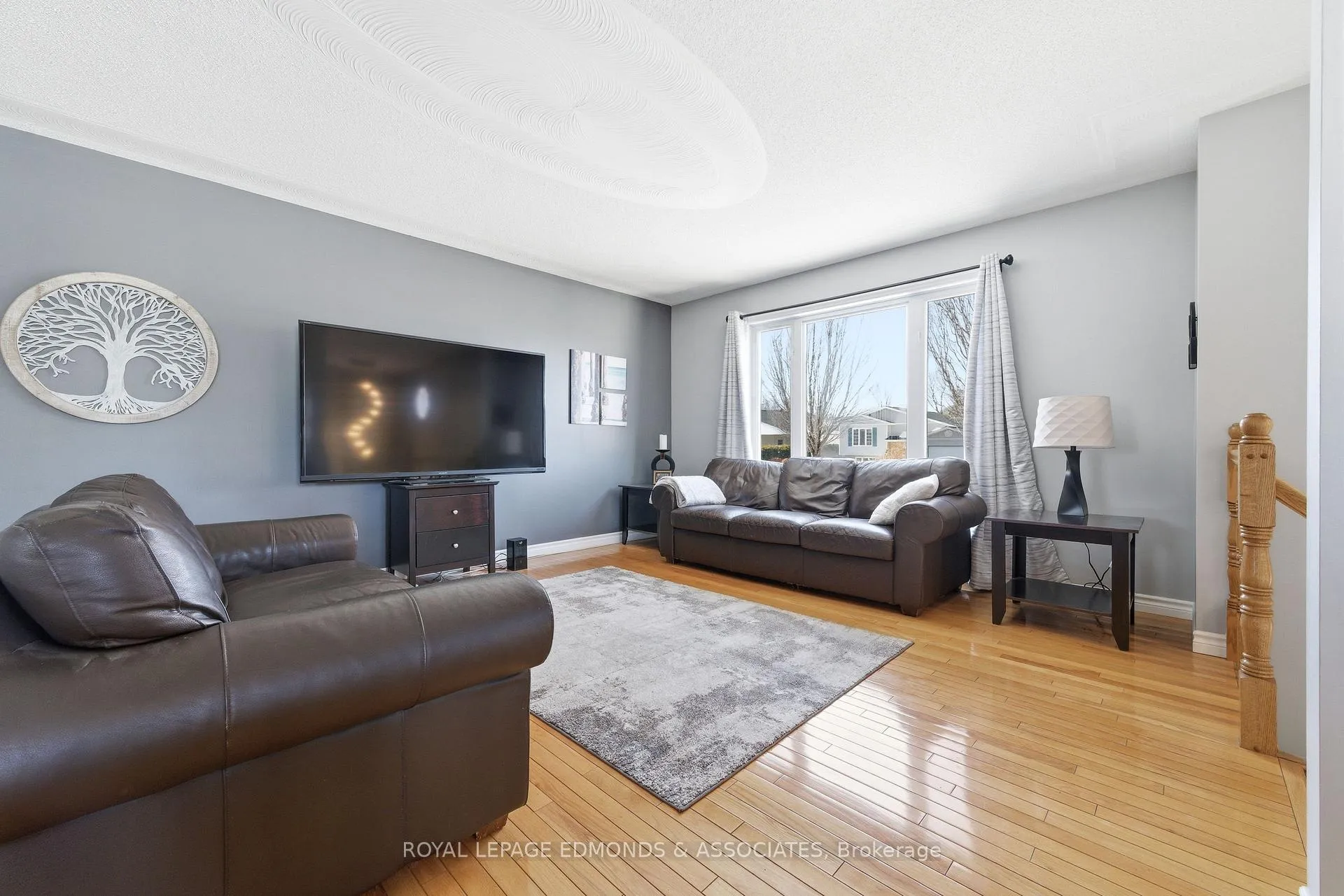 Photo 9 of 130 Cockburn Crescent, Pembroke — HOMEH