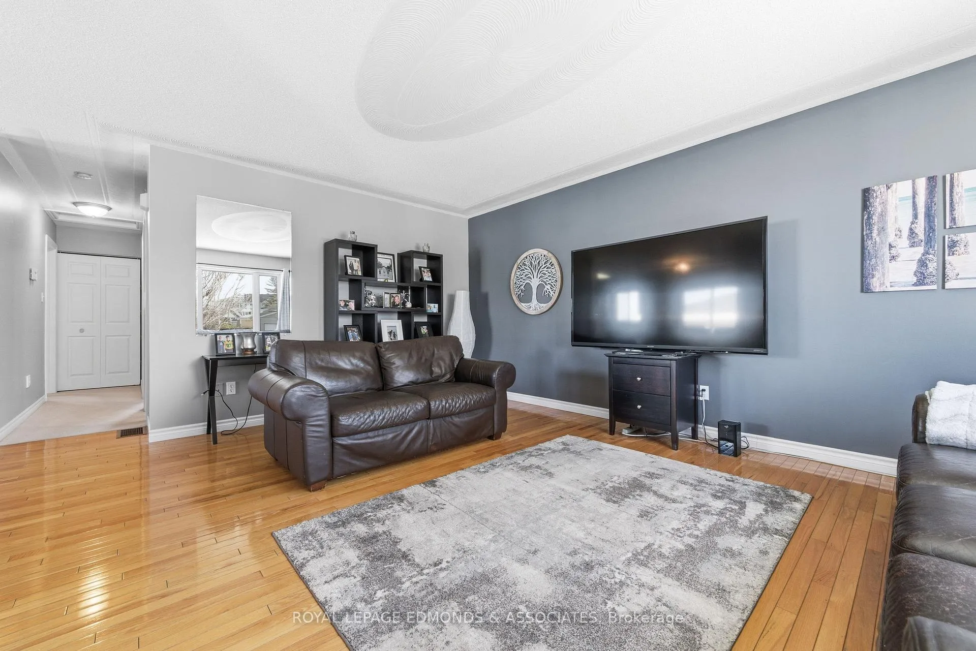 Photo 11 of 130 Cockburn Crescent, Pembroke — HOMEH