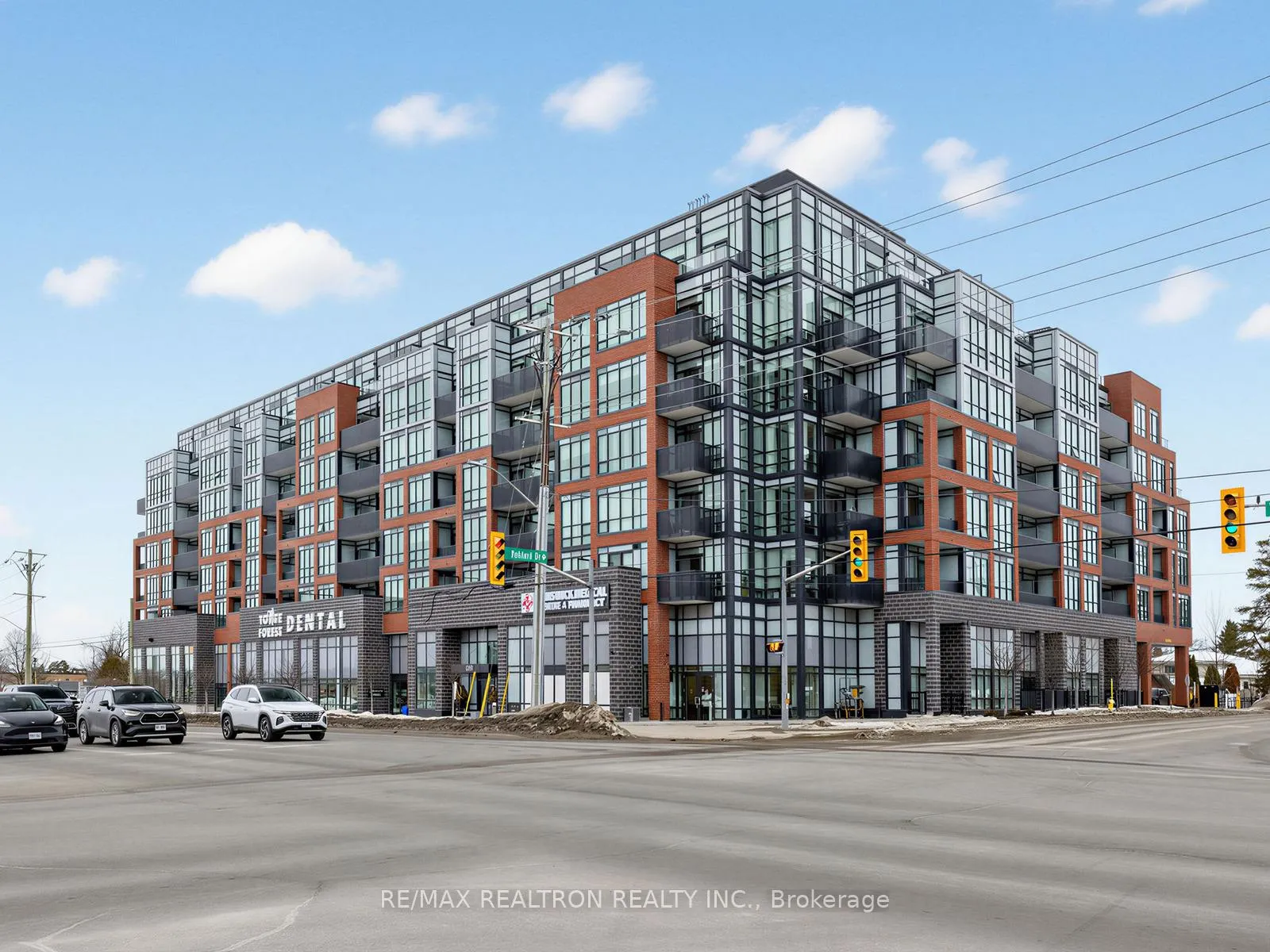 Front of Unit 406, 681 Yonge Street SE