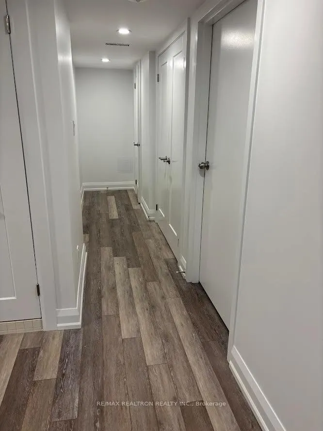 Photo 2 of Unit Bsmt, 50 Tansley Road, Vaughan, Brownridge — HOMEH