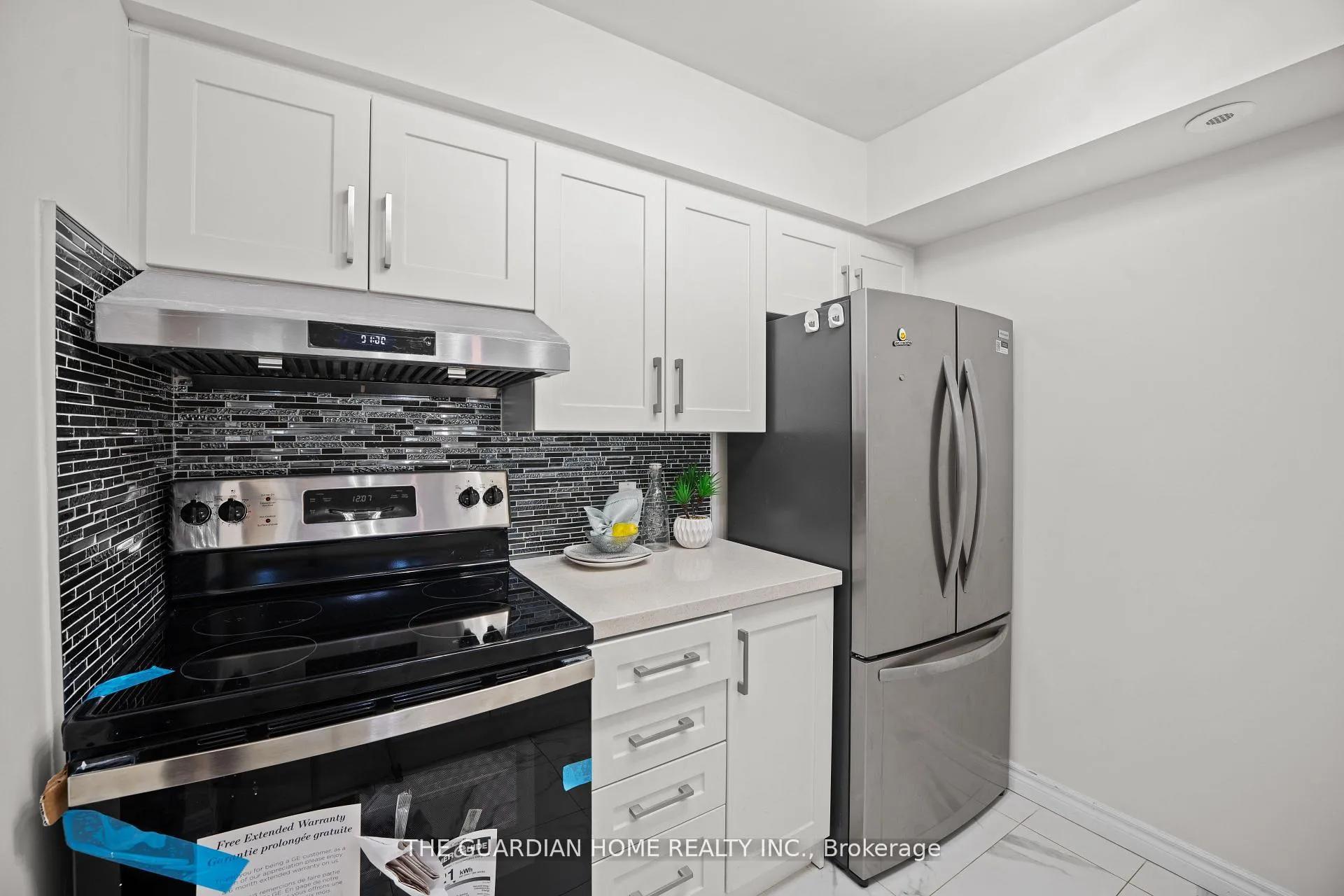 Photo 7 of Unit 28, 88 Old Kennedy Road, Markham, Milliken Mills East — HOMEH